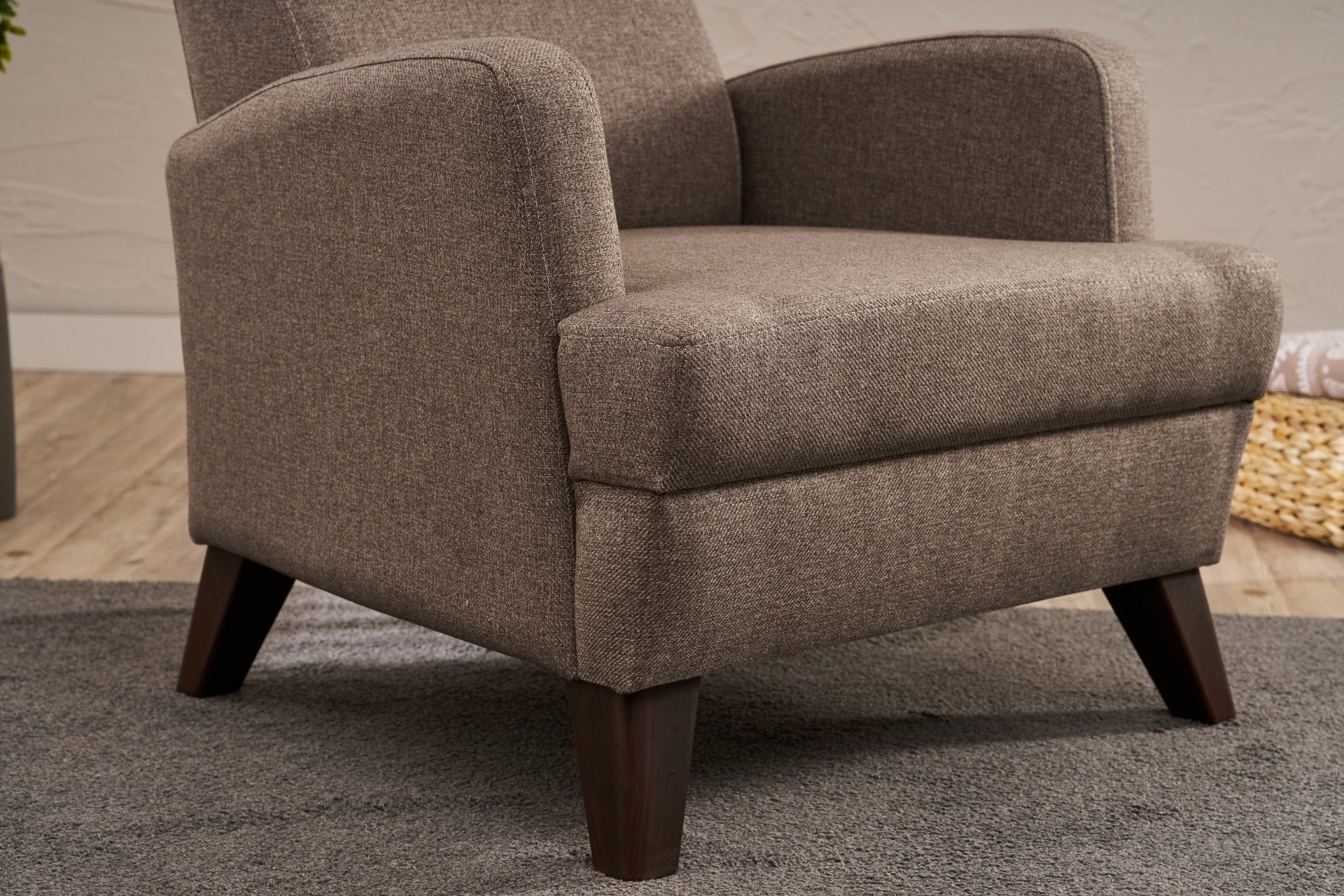 Aly armchair Brown