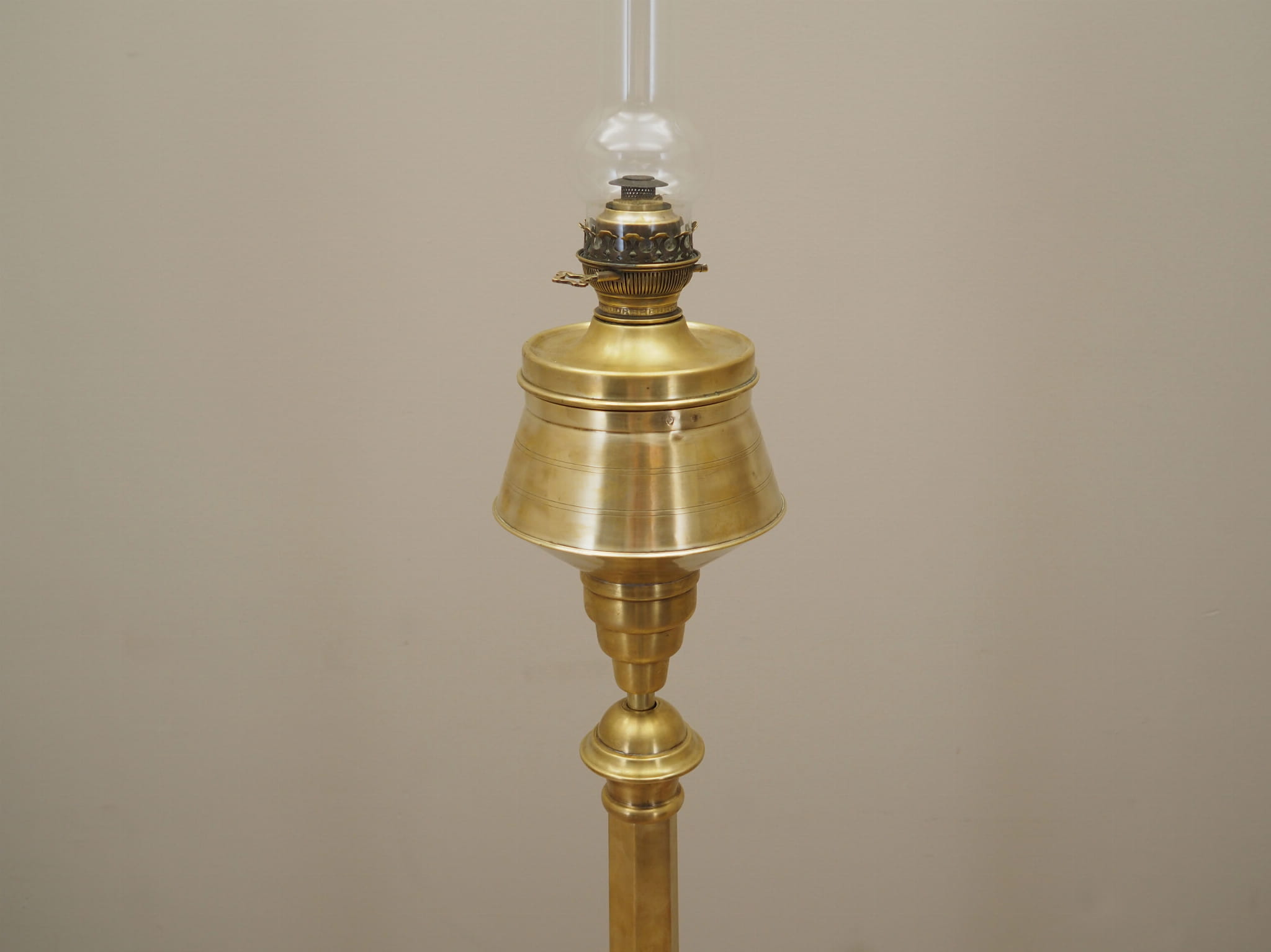 Vintage Stehleuchte Glas Metall Gold 1920er Jahre