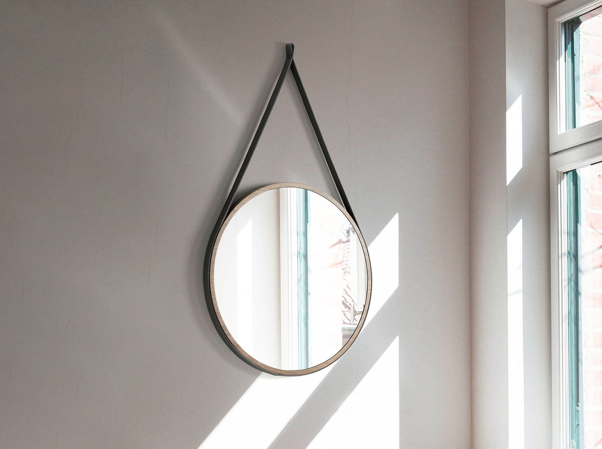 Wall mirror walnut veneer Ø75cm