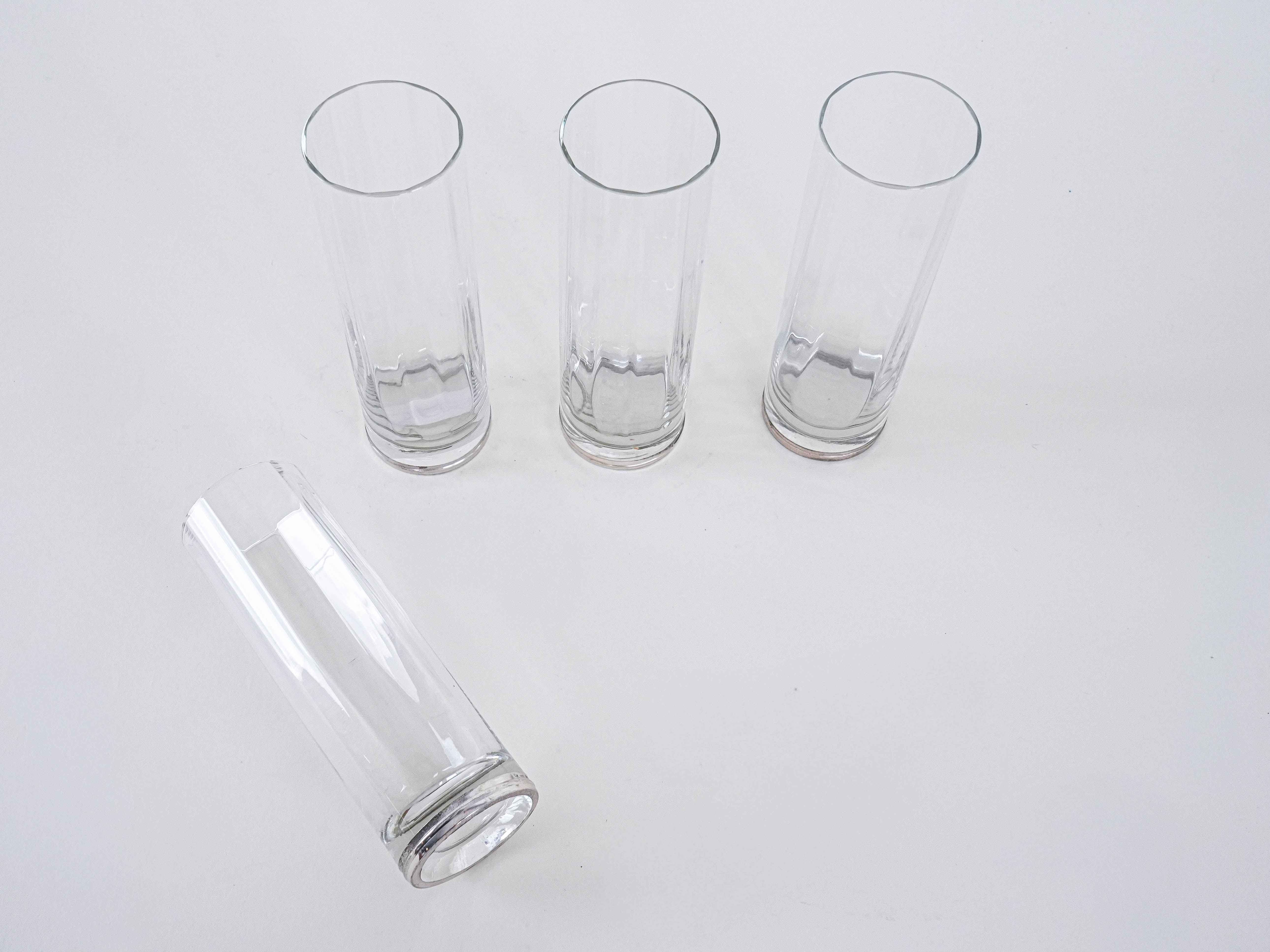 Glass set Hollywood Regency style 1970s