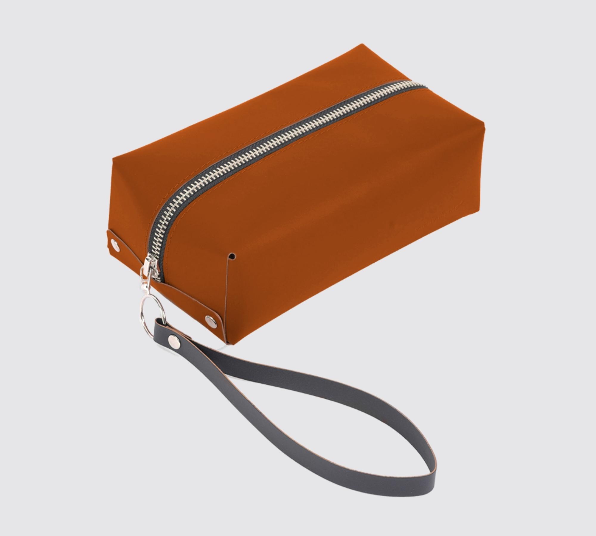 Necessaire Urban Handgefertigt 100% Recyceltes Leder Braun