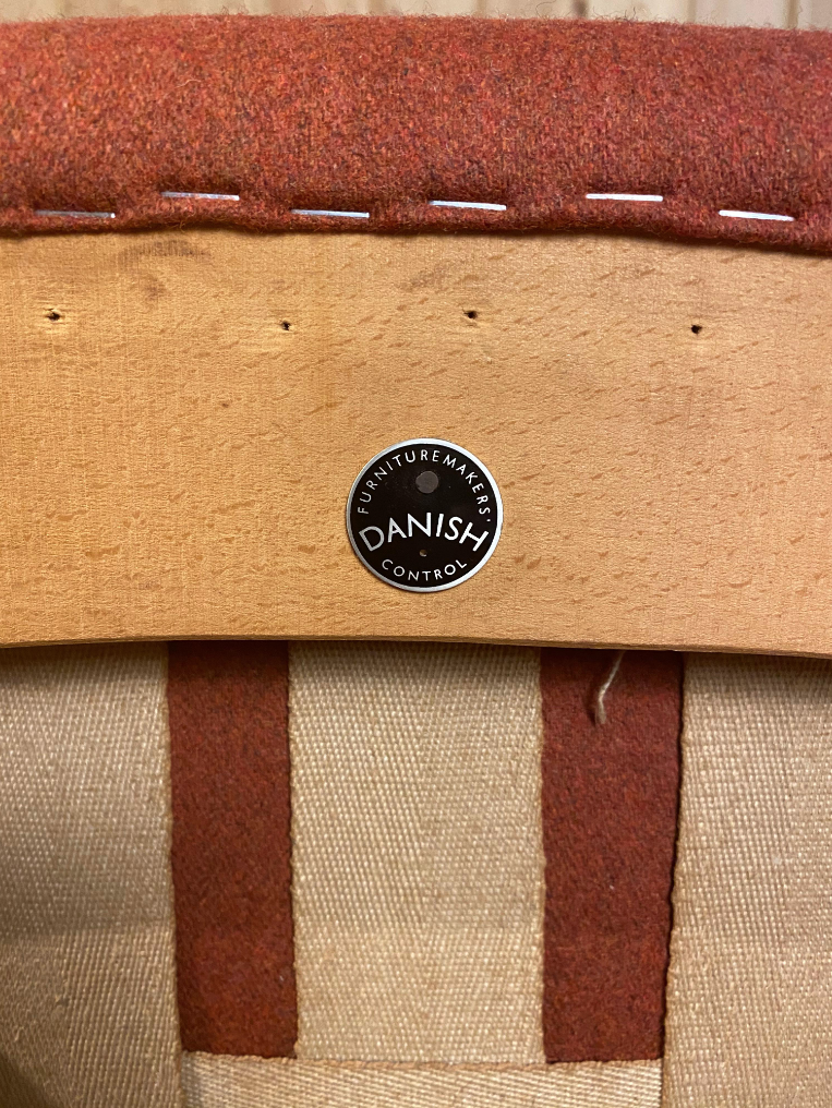 Vintage Hans J. Wegner Papabär Stuhl Textil Holz Rot