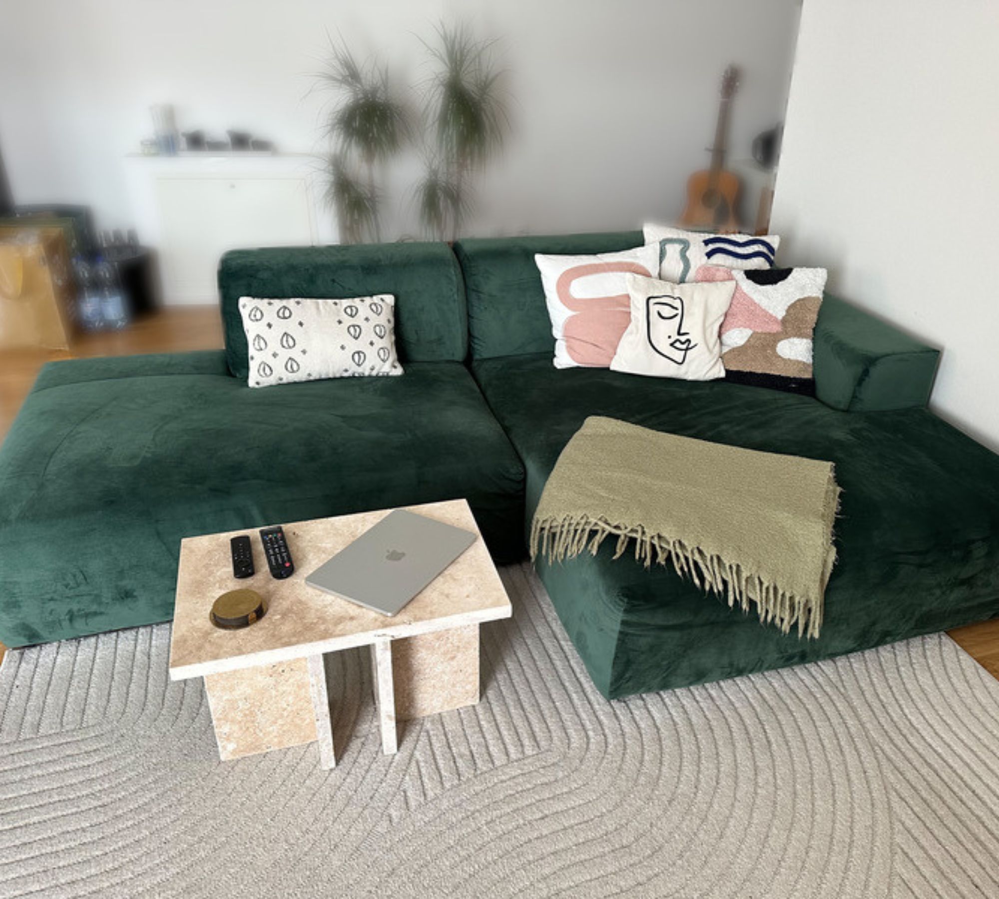 Pyllow Sofa Samt Tannengrün