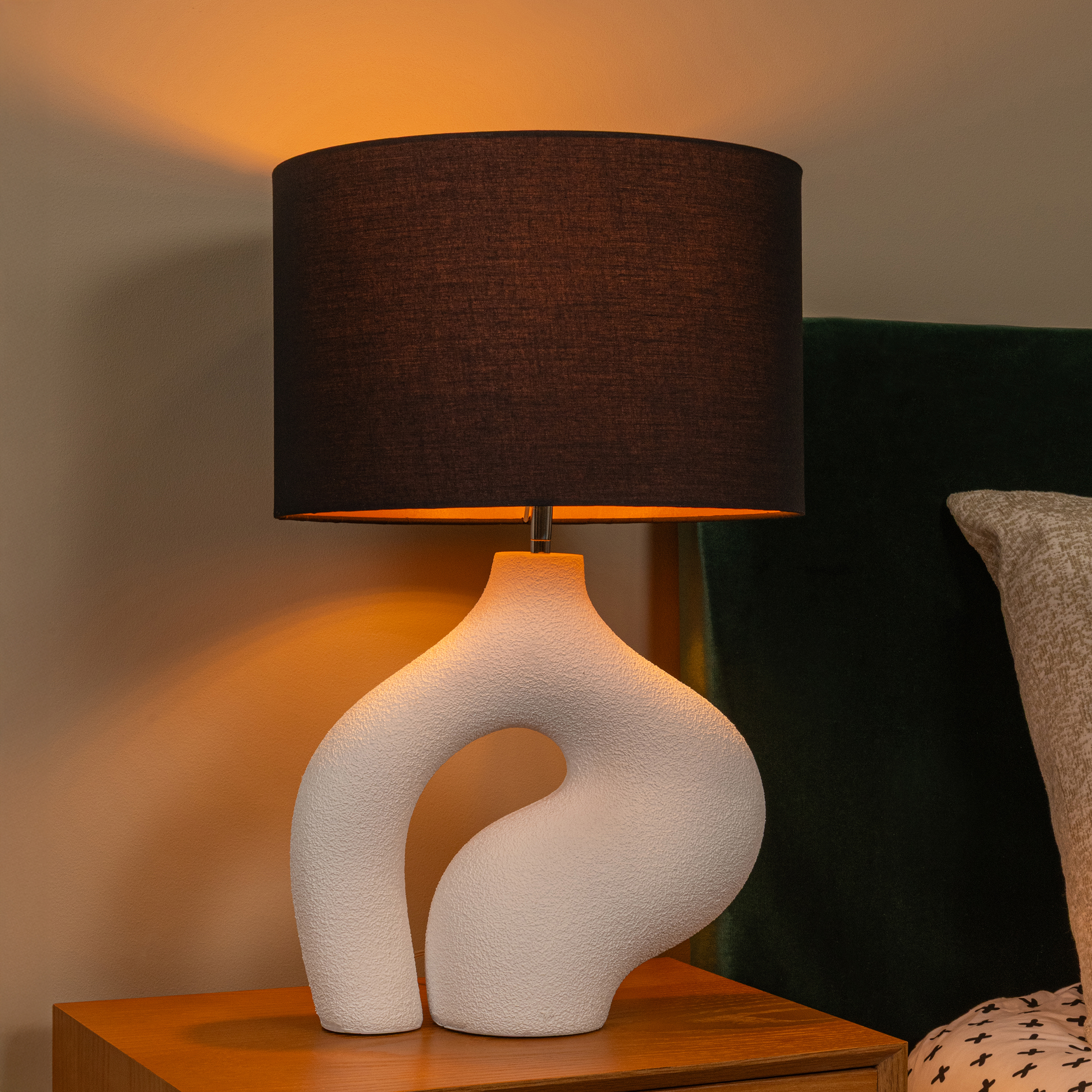Forma Table Lamp Ceramic White Brown