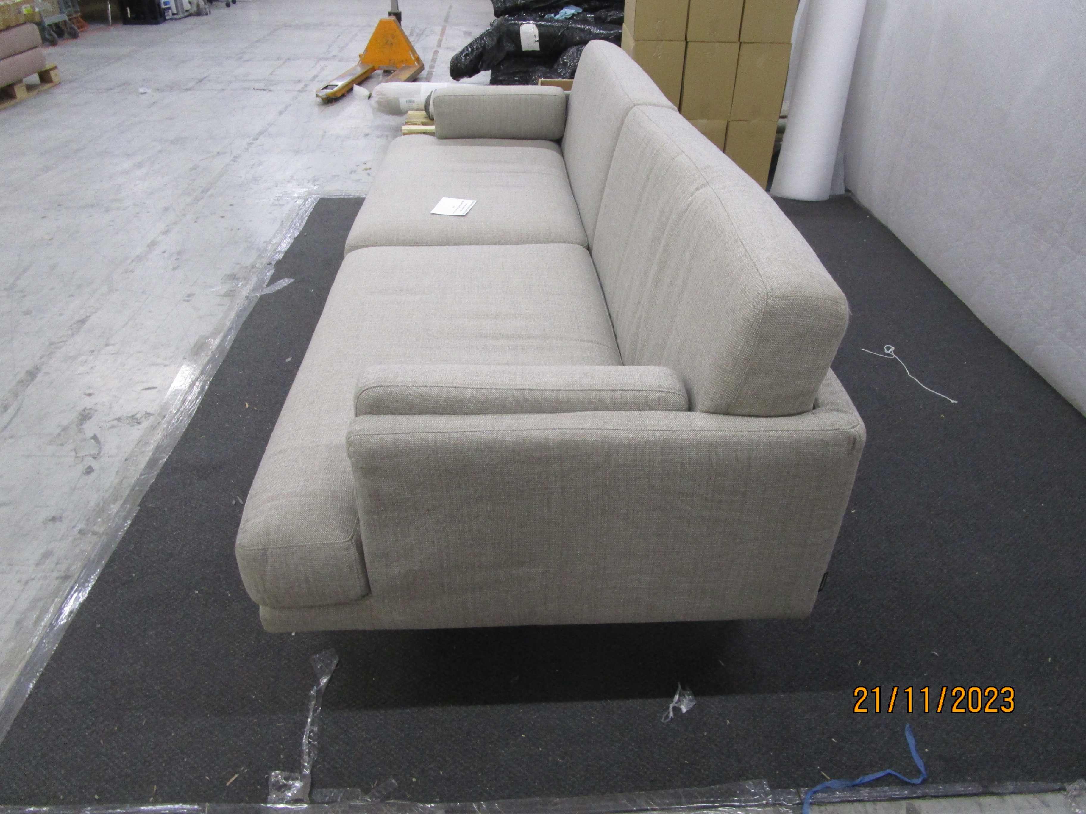 Ernest Sofa 3-Sitzer Vega Sand Dune