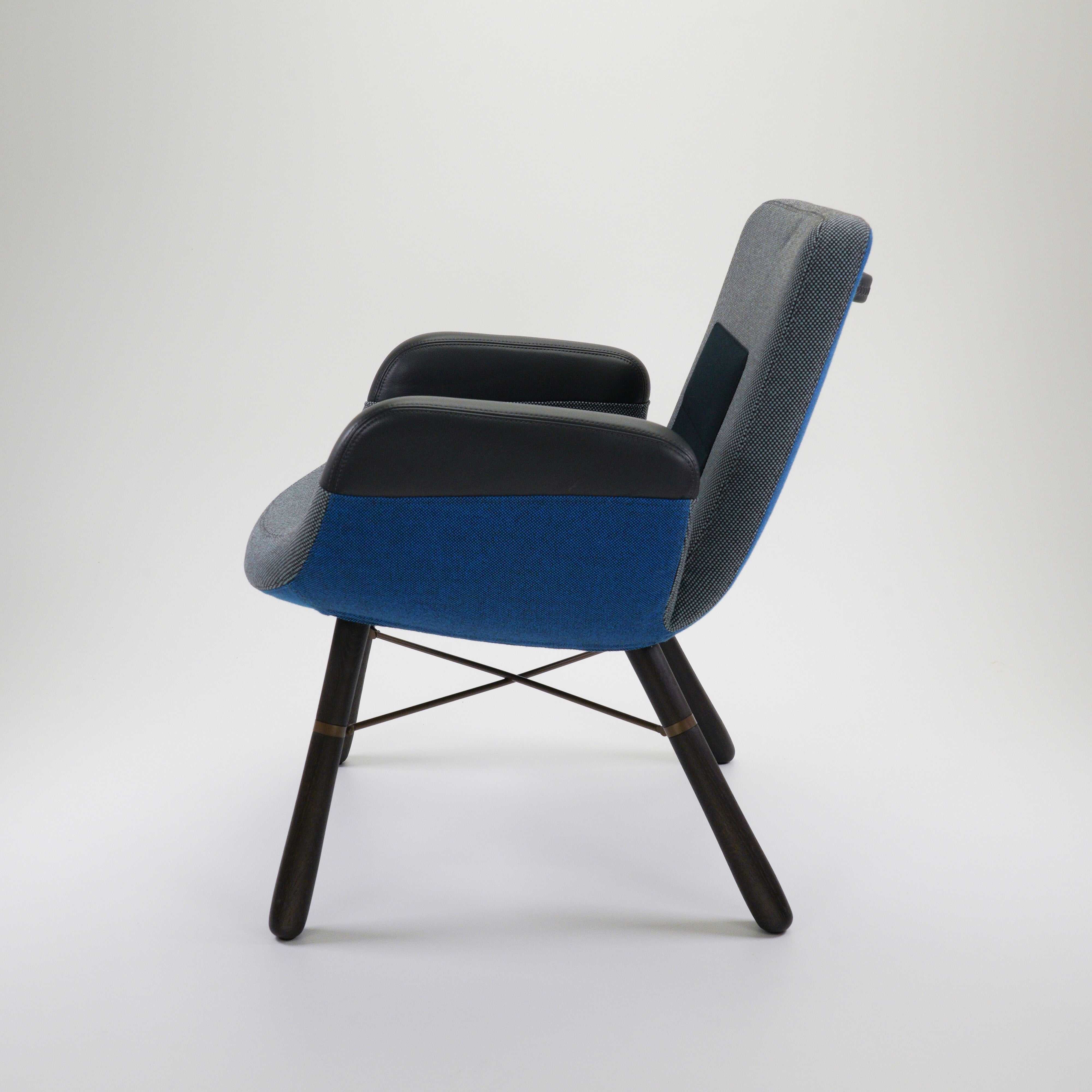 East River Chair Leder Blau