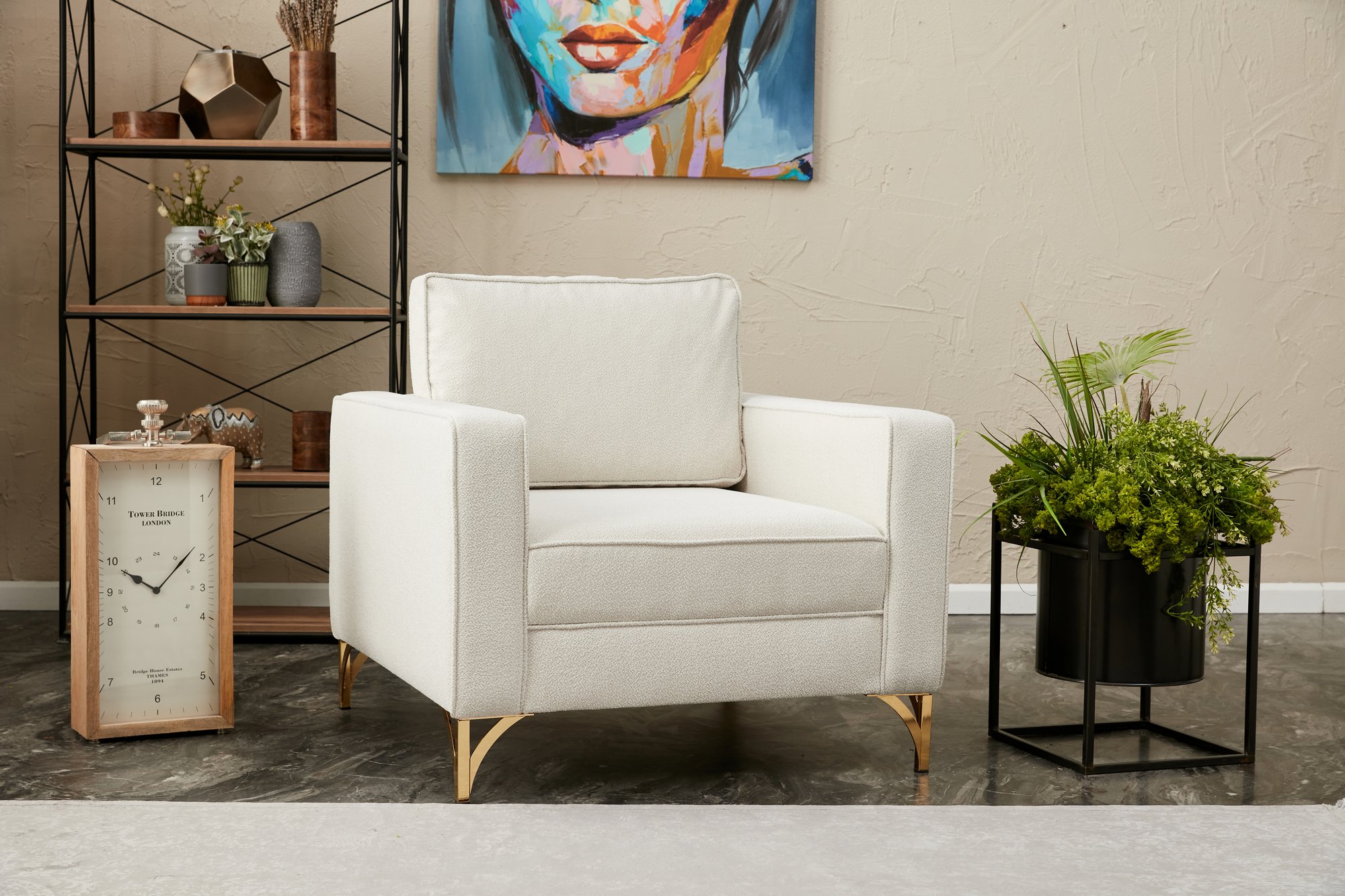 Lima armchair cream with golden legs