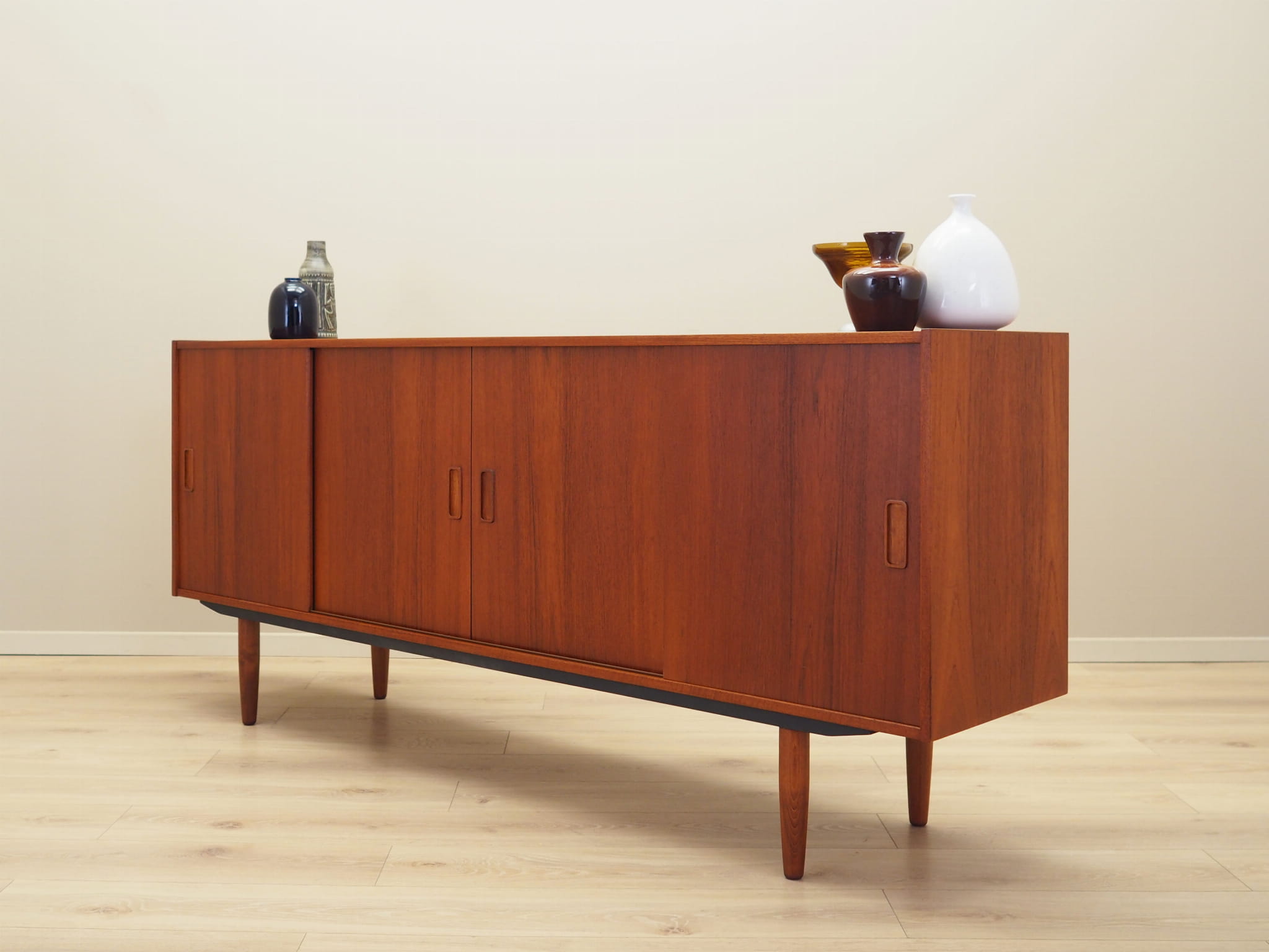 Vintage Sideboard Teakholz Braun 1970er Jahre