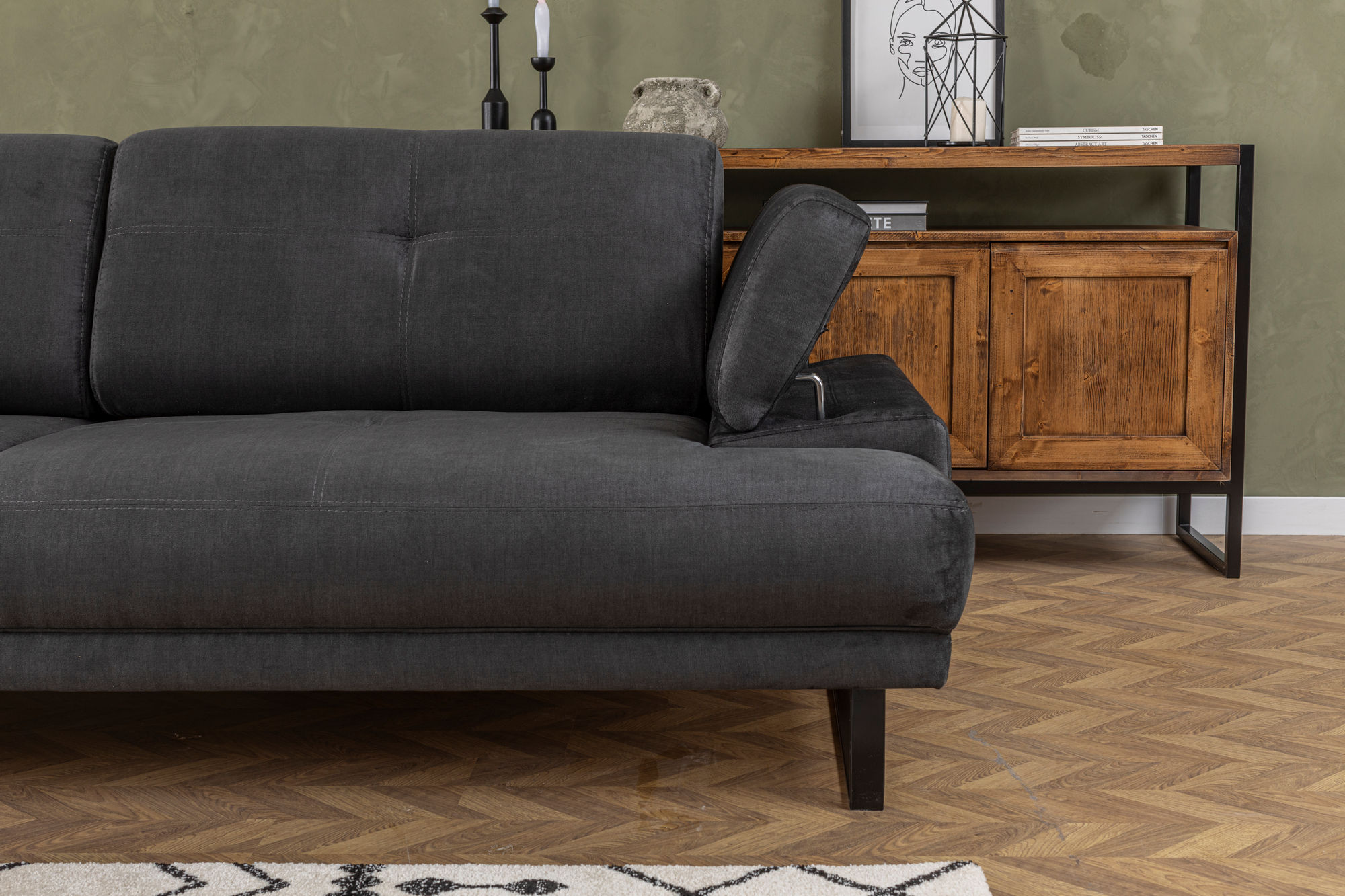 Mustang Sofa Anthracite