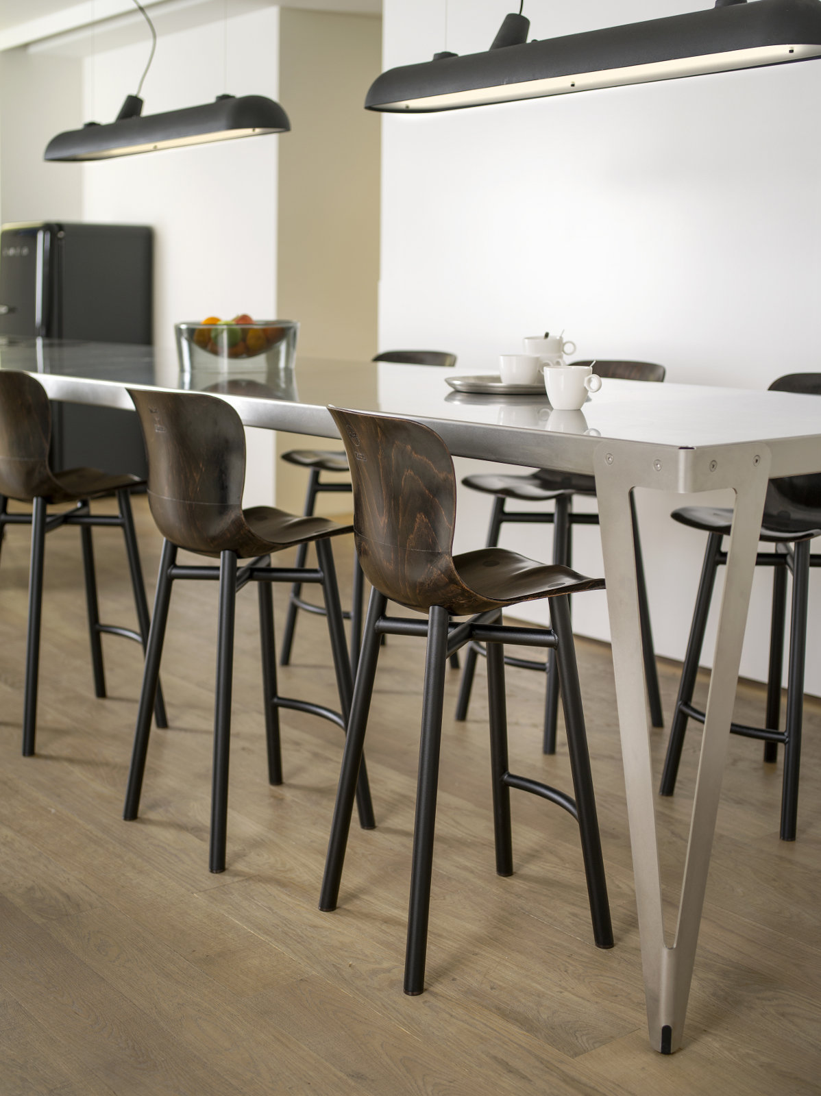 Wendela Barhocker Holz Metall Braun