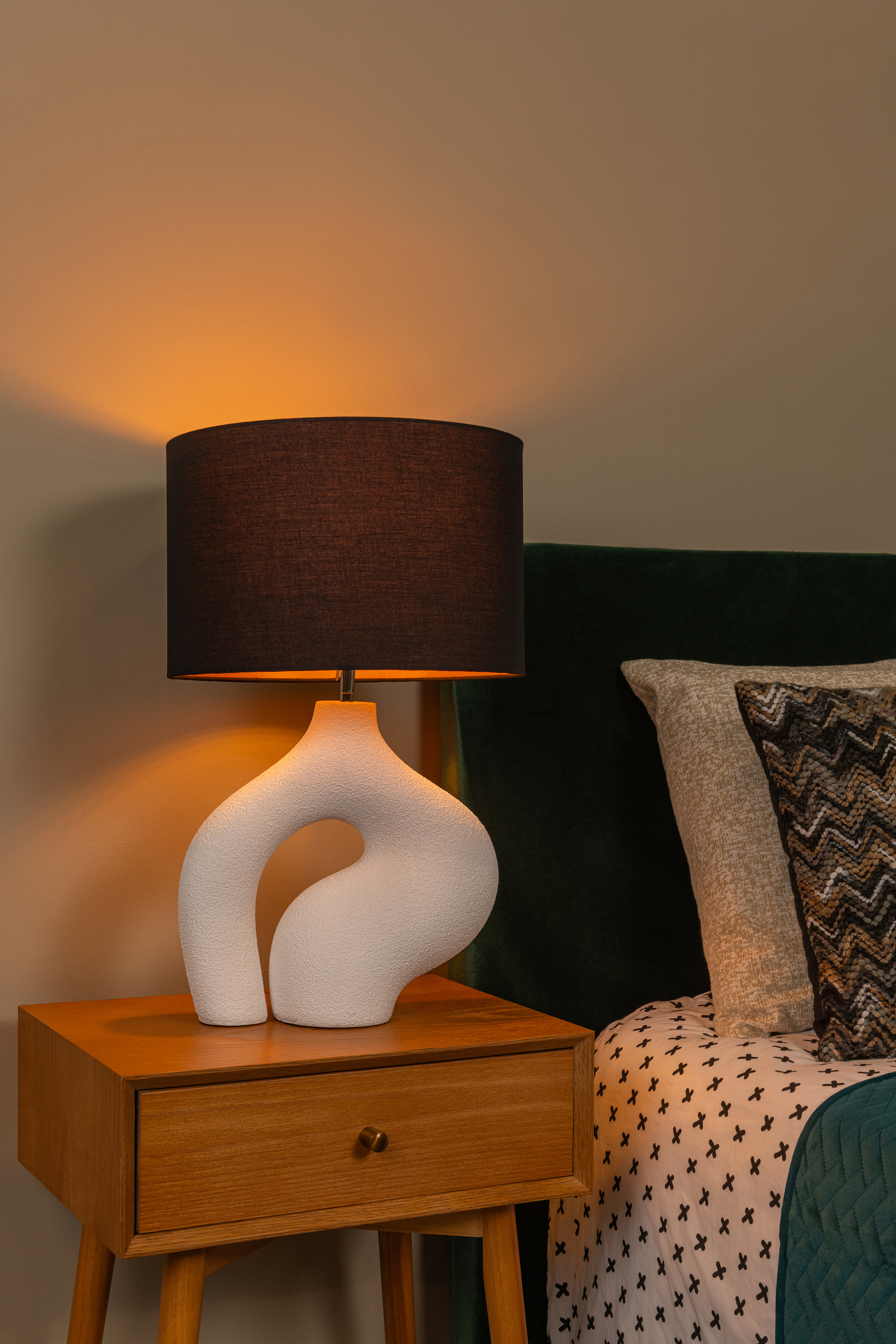 Forma Table Lamp Ceramic White Brown