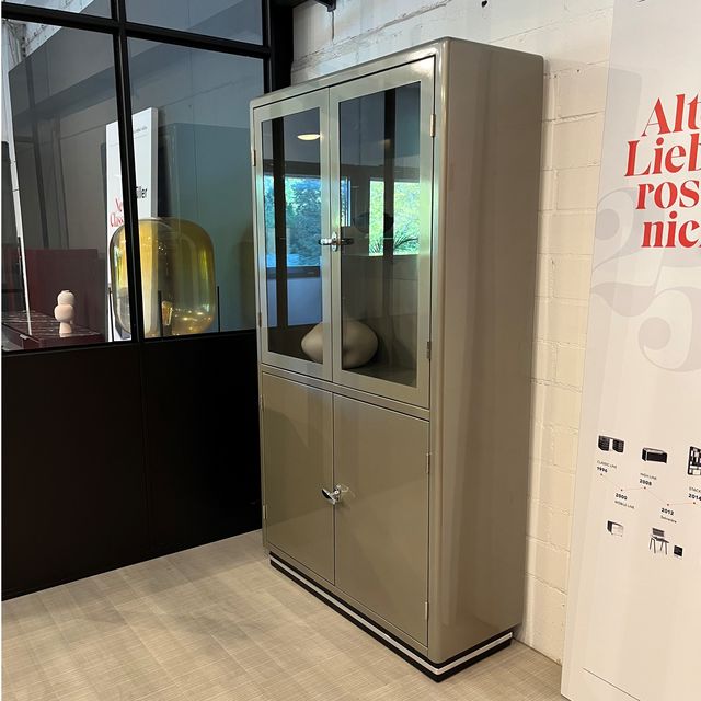 Classic Line Display Cabinet SB 424-4 Steel Pearl Beige