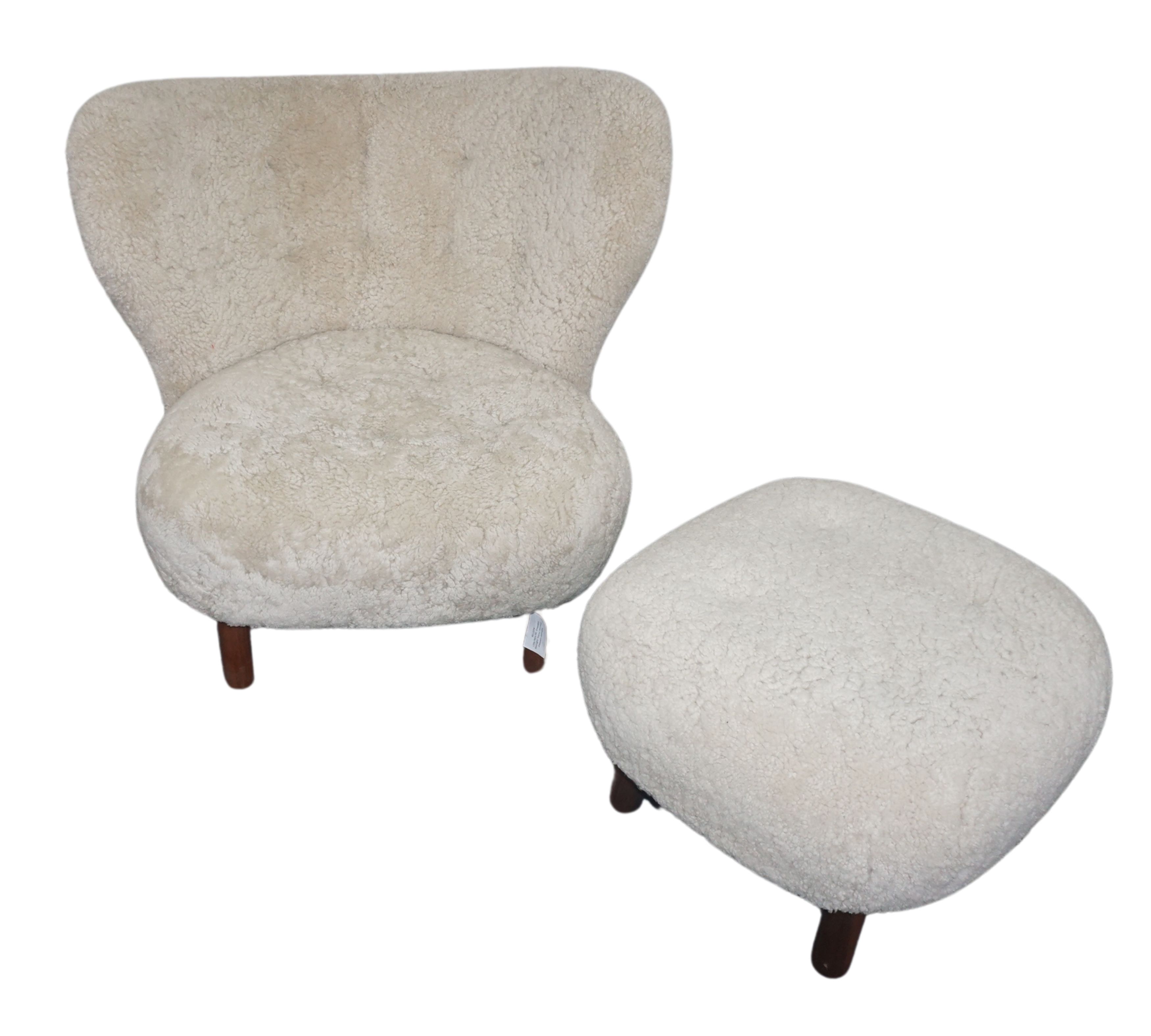 Little Petra VB1 Sessel mit Hocker Schafsfell