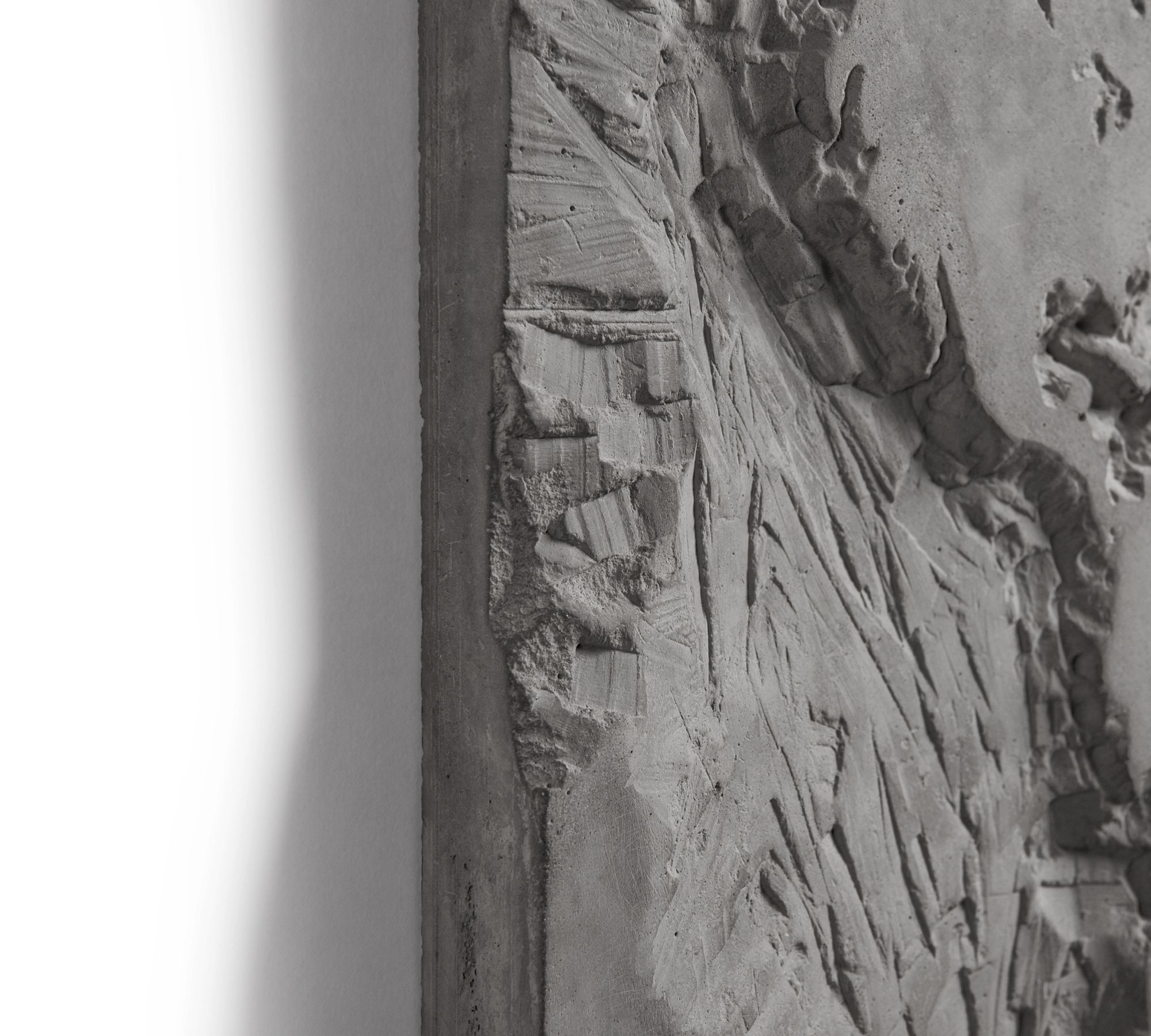 The Gray Planet Wandbild Faserbeton Grau