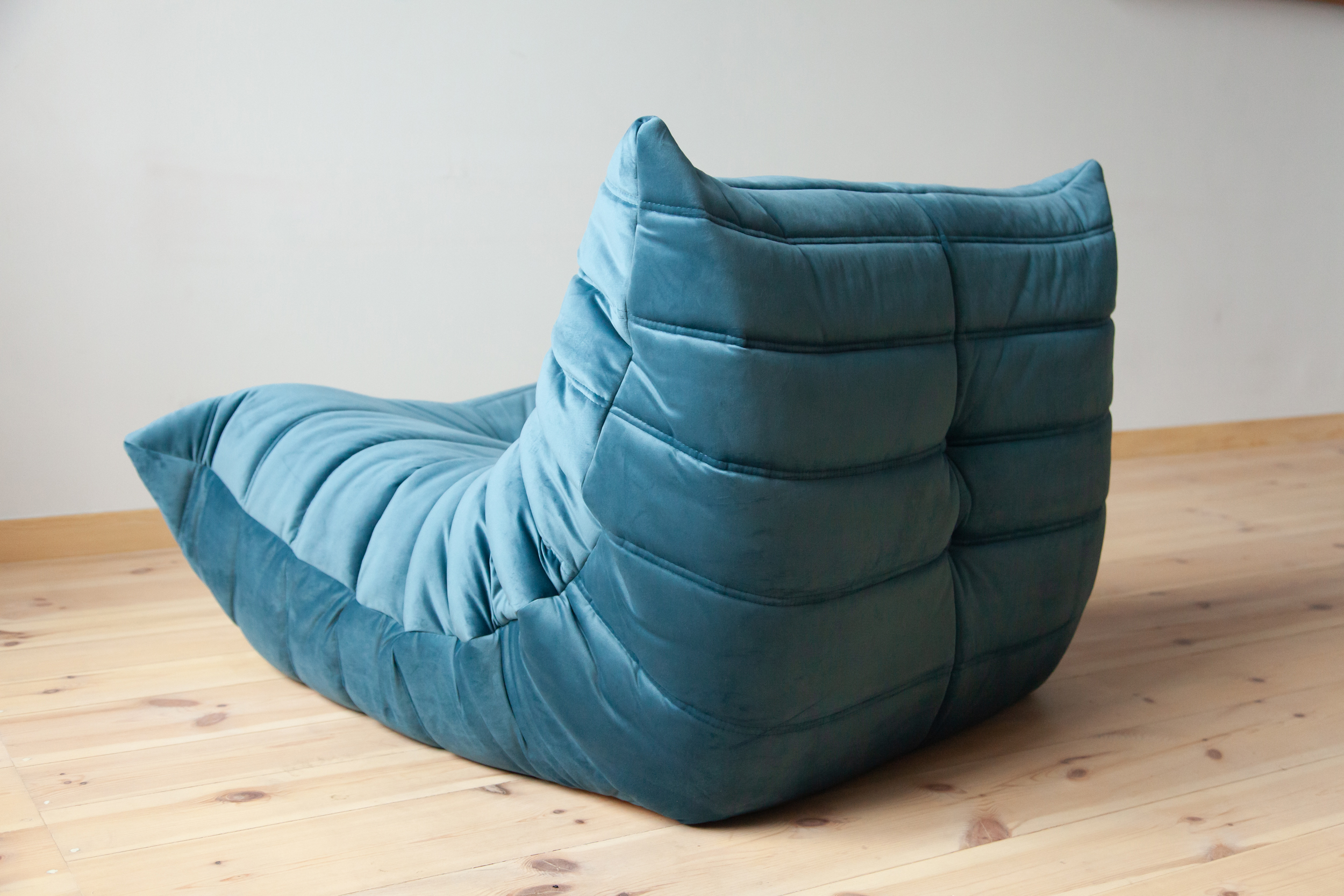 Togo Poltrona Velluto Blu Mare