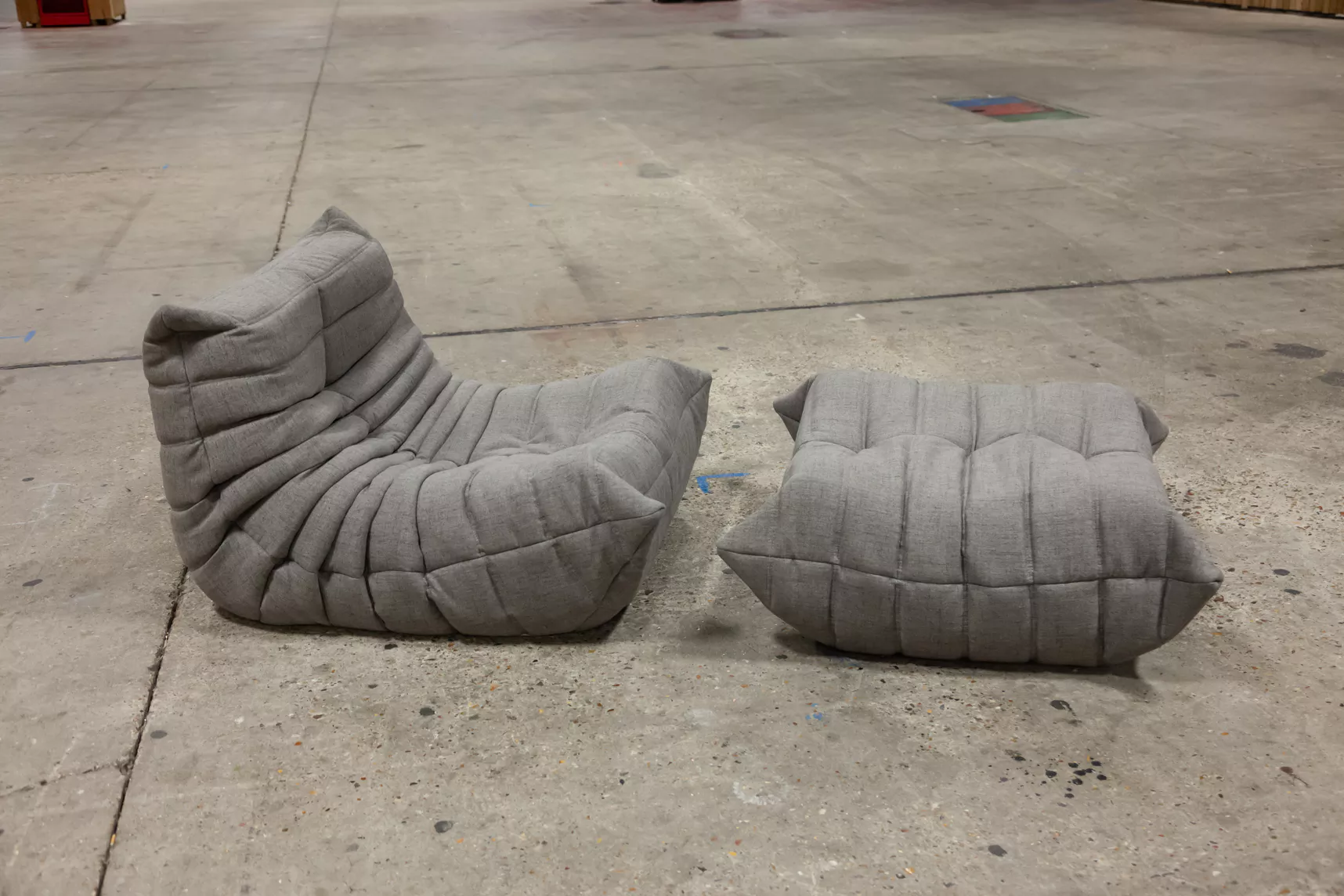 Togo armchair and ottoman set fabric warm grey