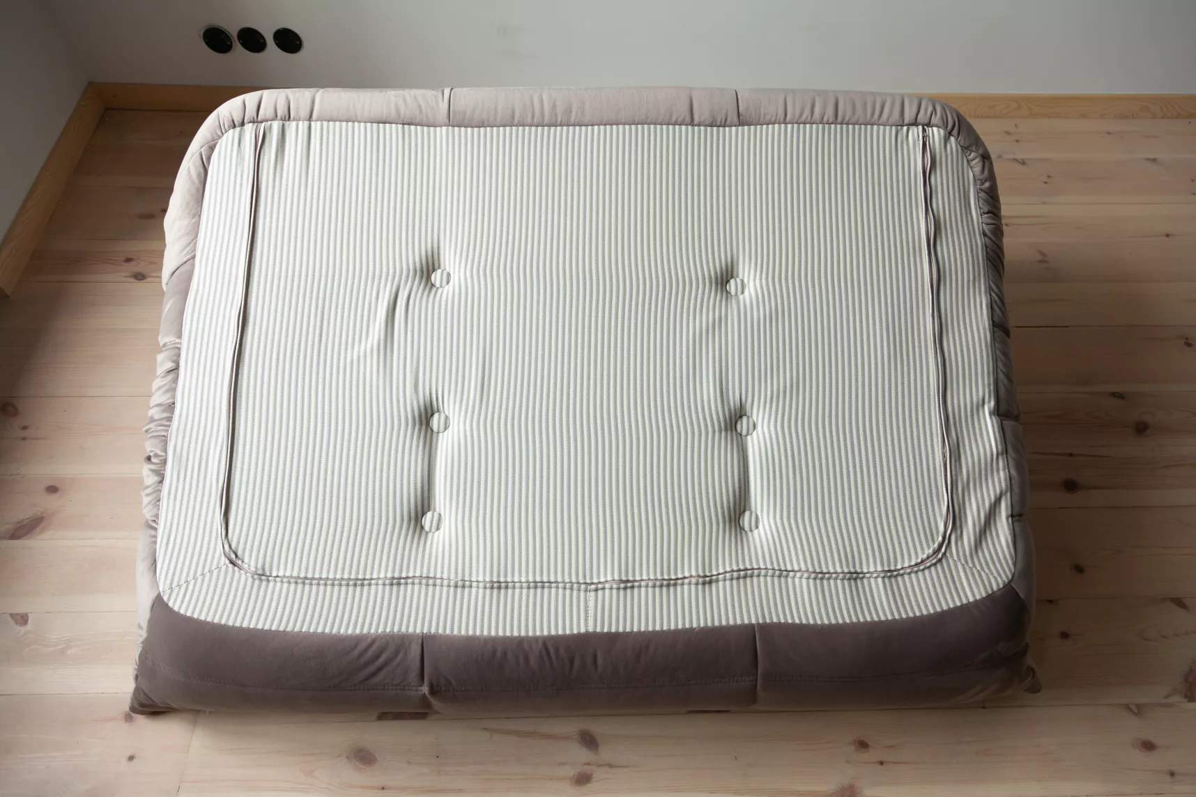 Togo Sofa 2-Seater Velvet Warm Grey