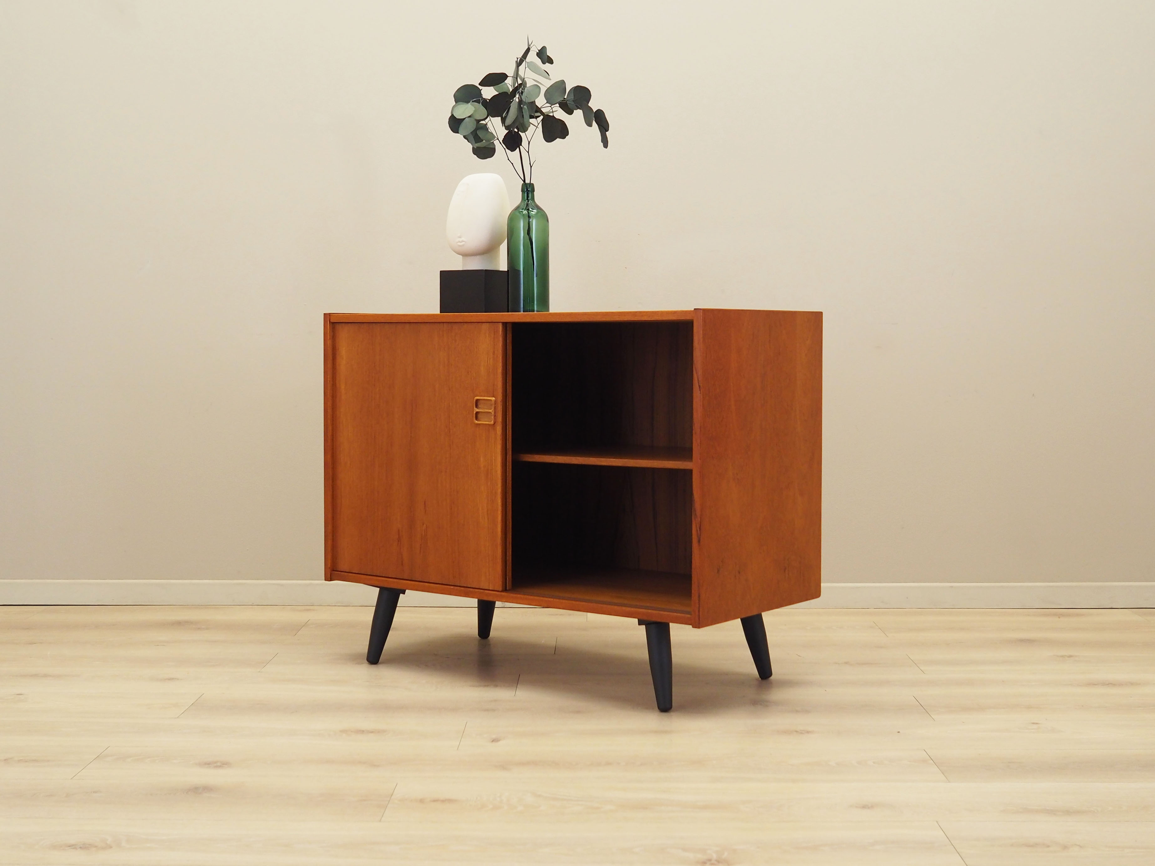 Schrank Teakholz 1970er Jahre