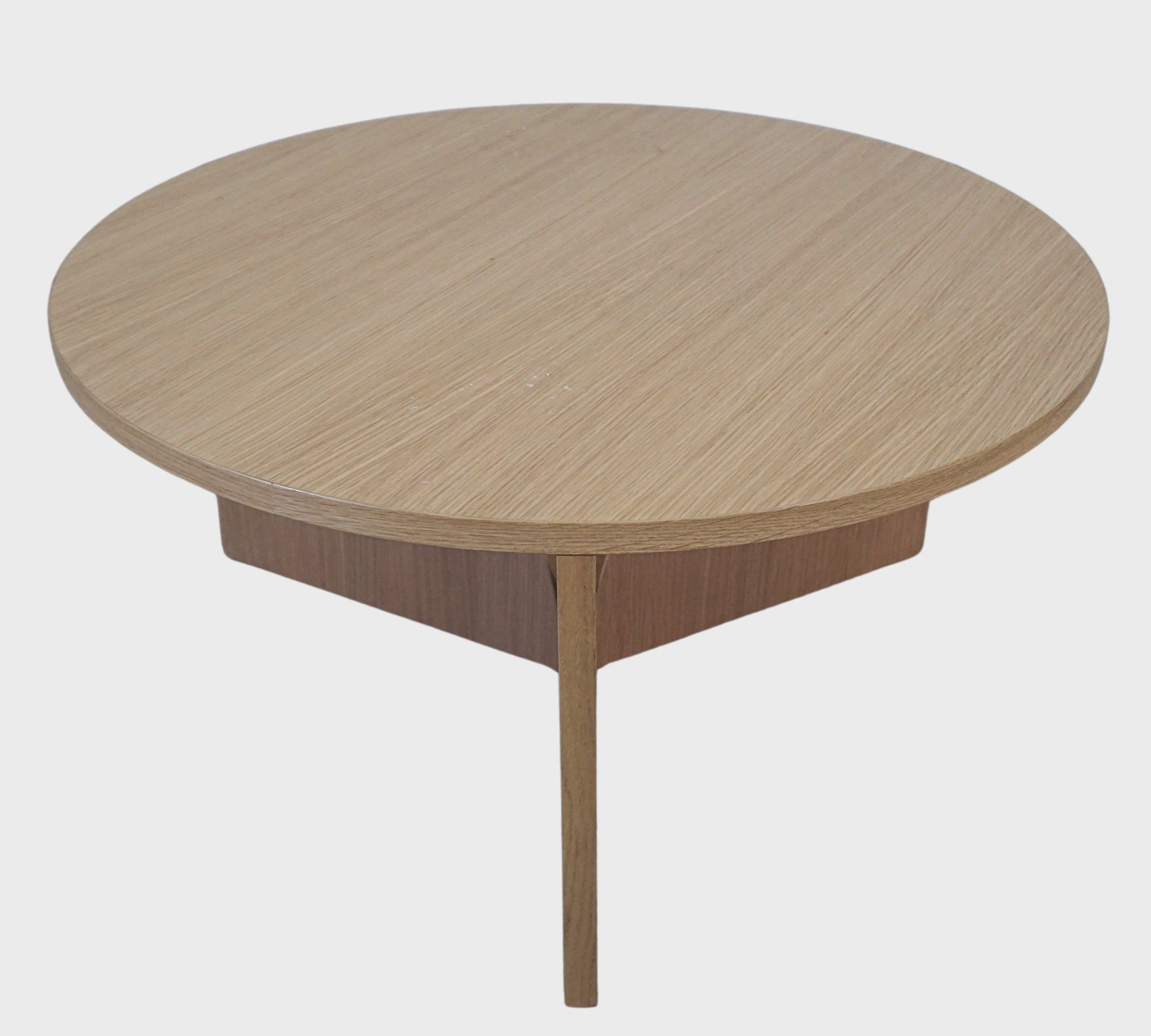 Cece Couchtisch Oak Ø 70 cm