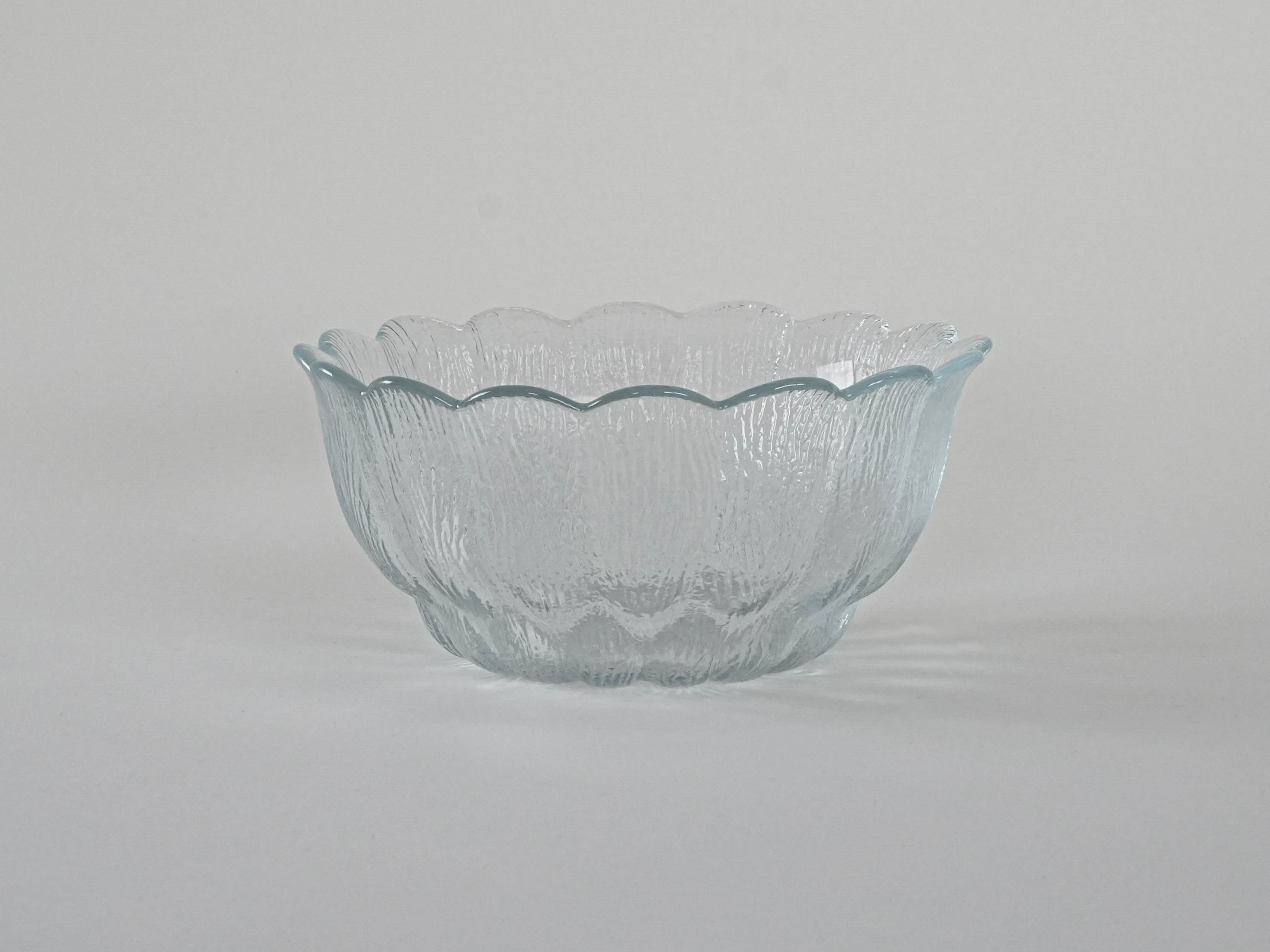 Glass bowl Transparent