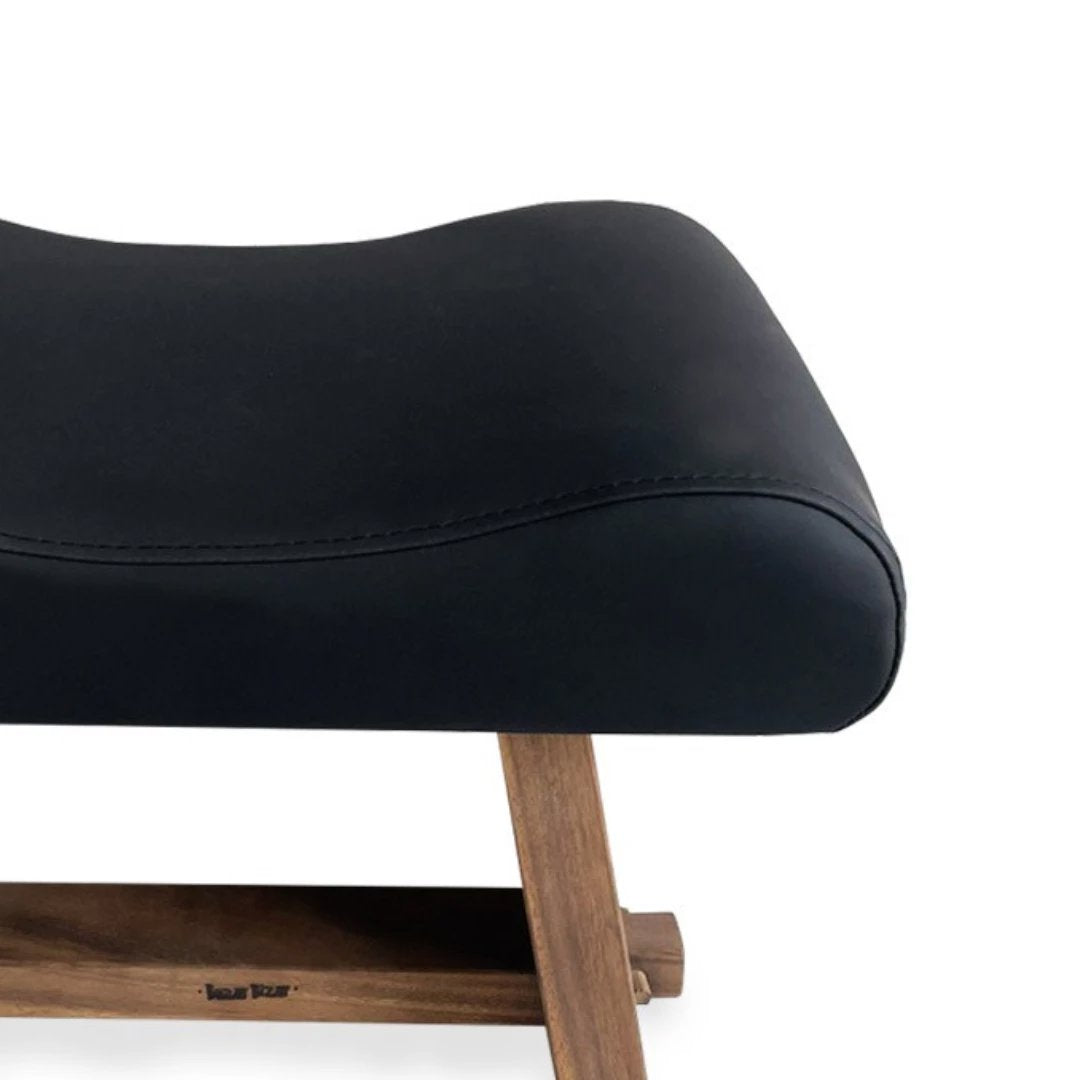 The Suar stool with Natural Black Leather