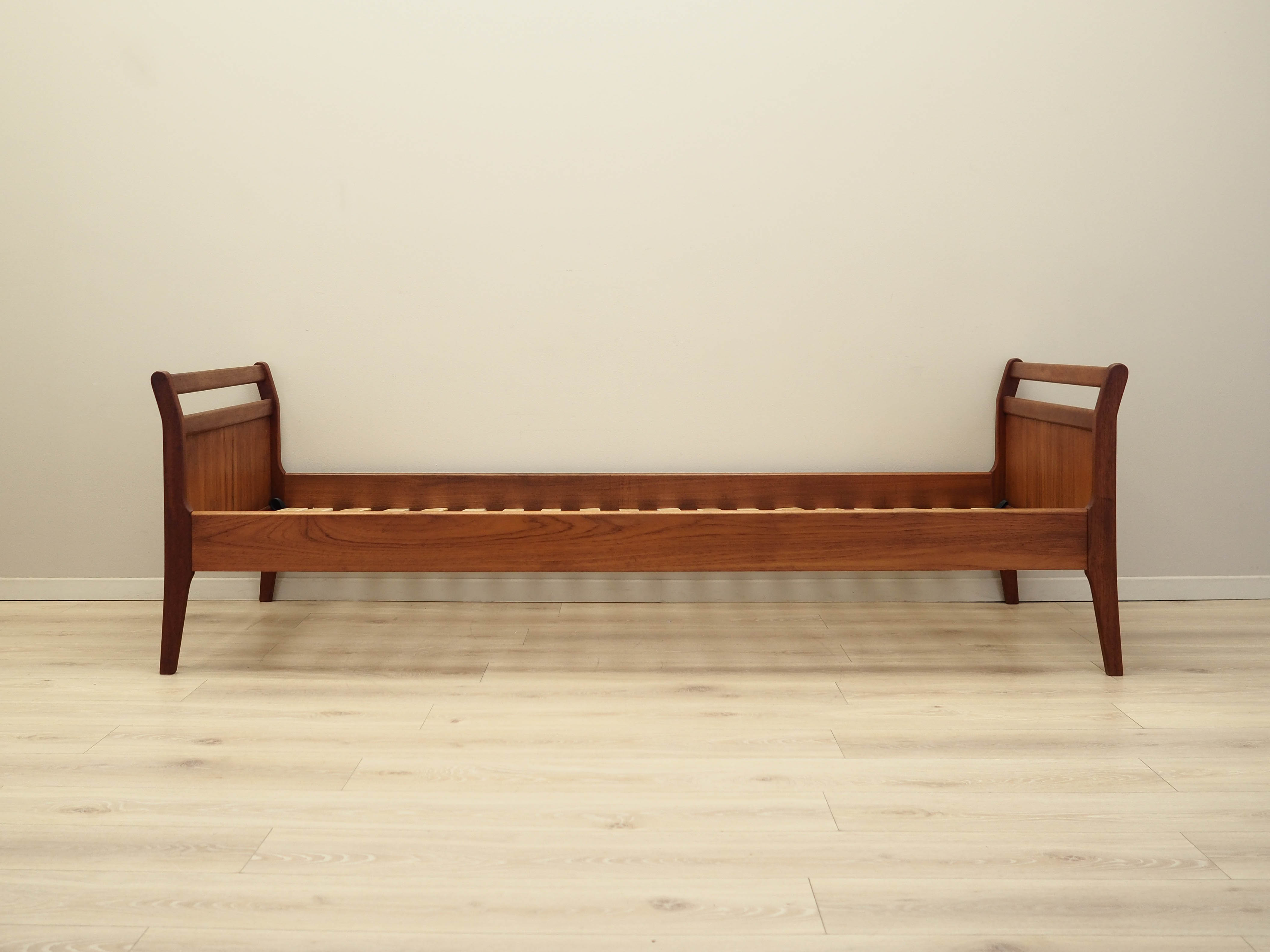 Bett Teakholz Braun 1970er Jahre