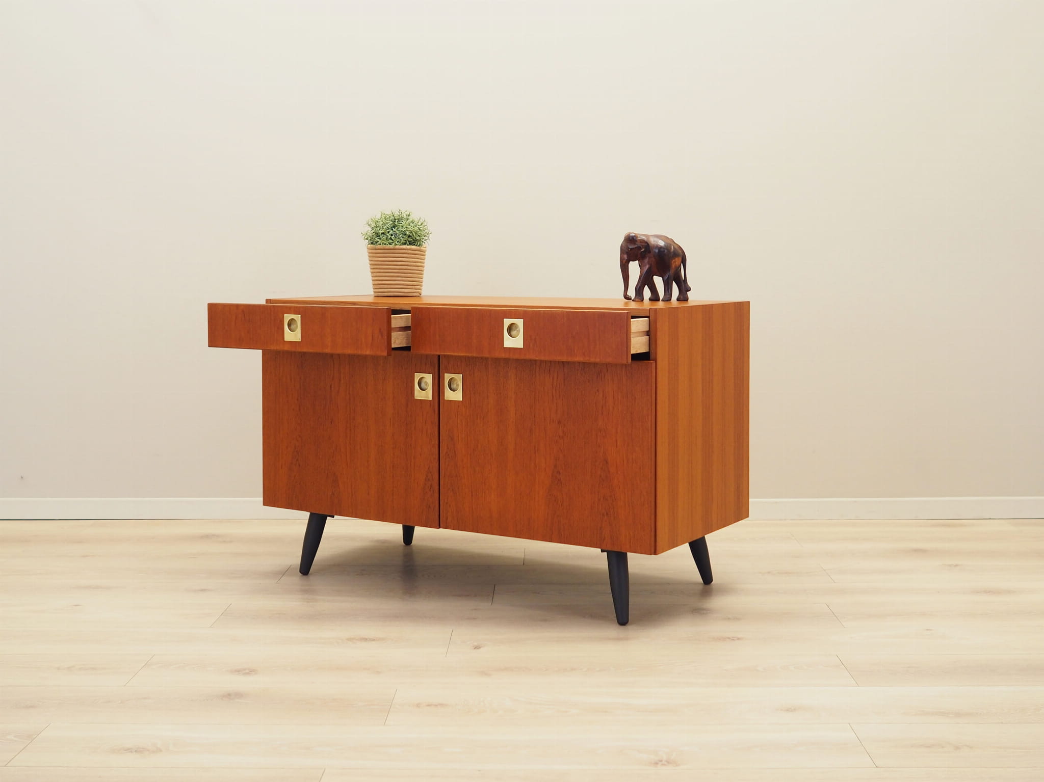 Schrank Holz Braun 1970er Jahre