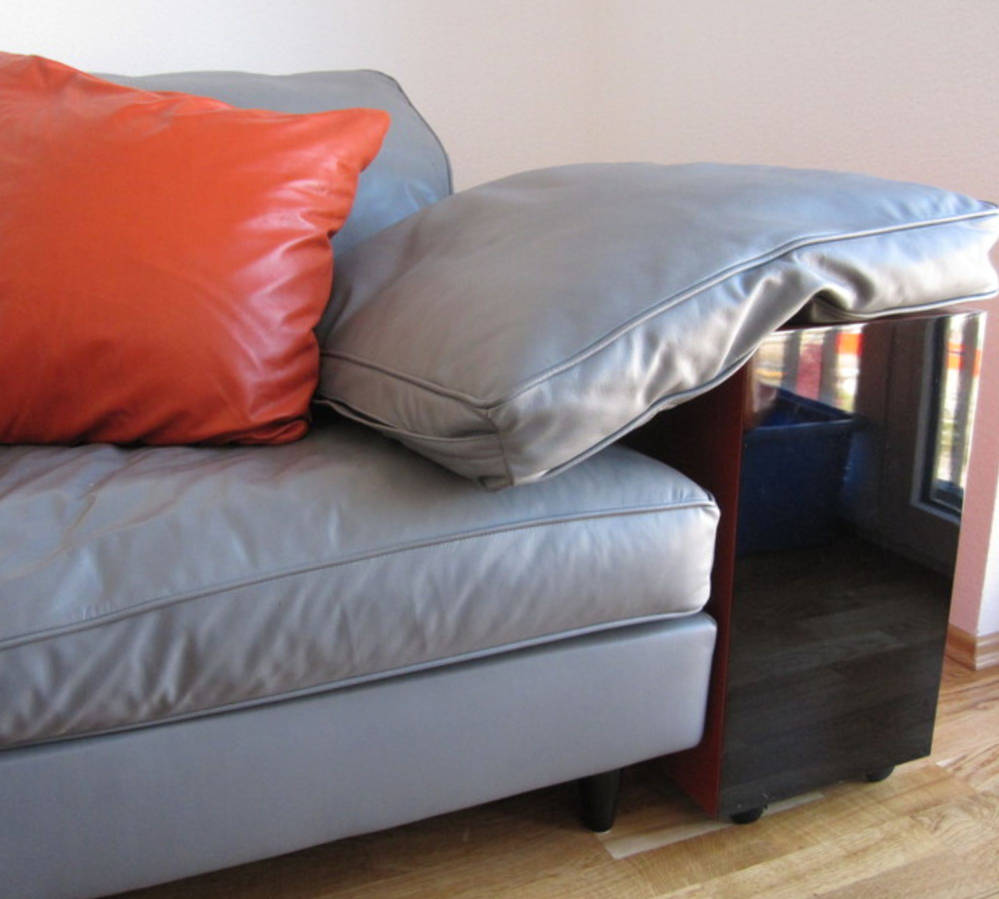 Lota Sofa Leder Grau
