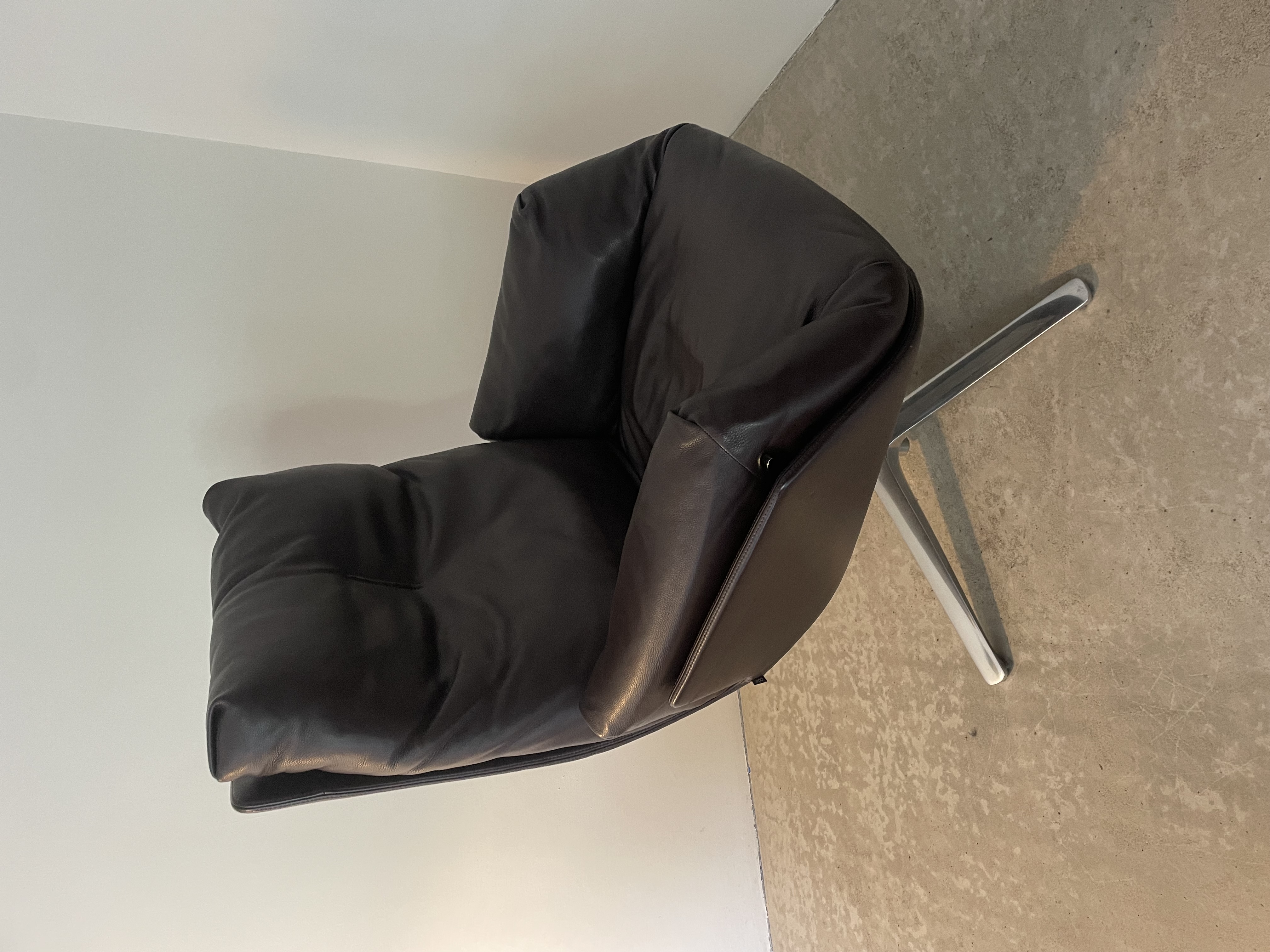 Cordia Lounge-Sessel Leder Puro 602 Braun