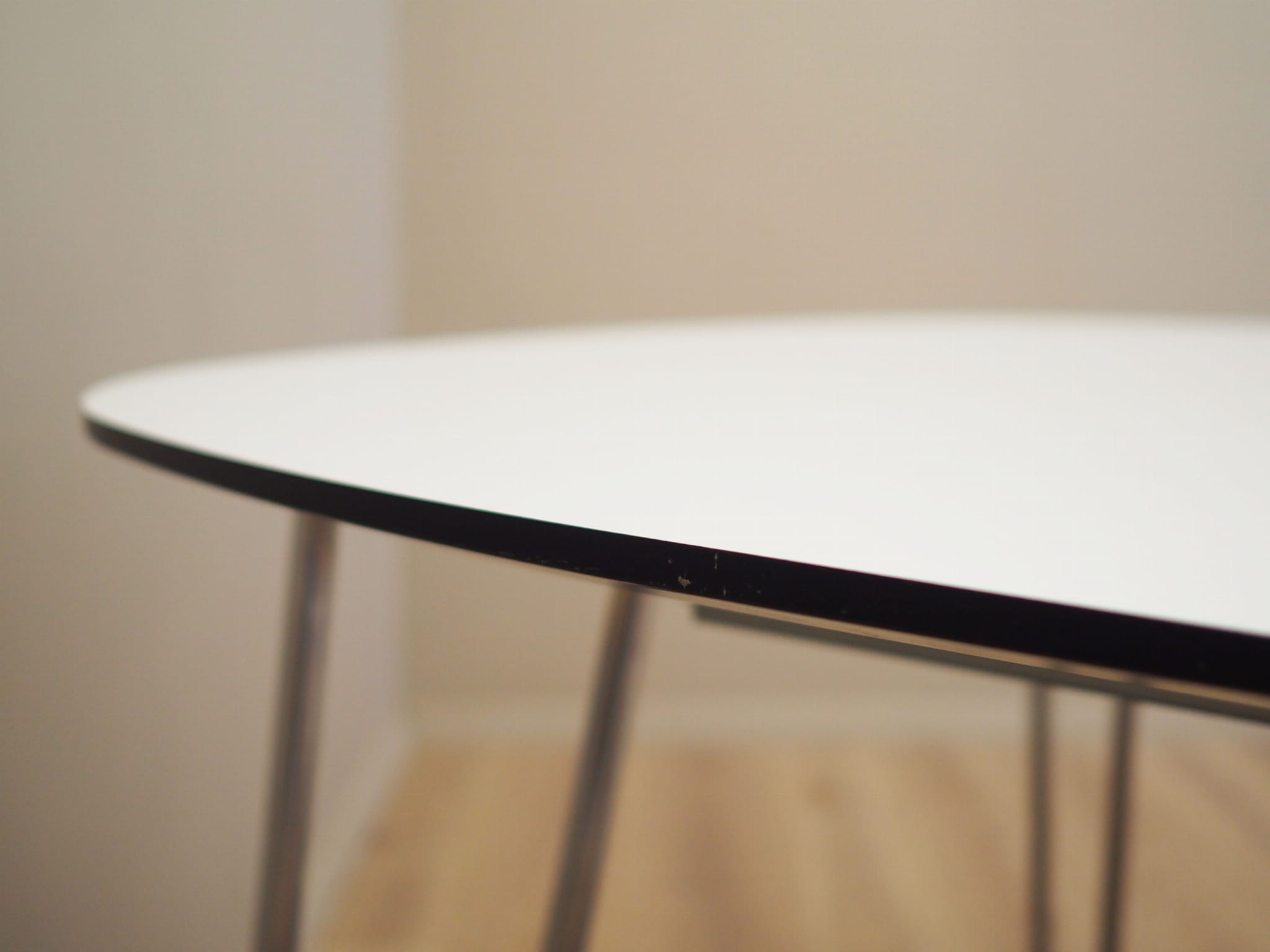 Dining table white 1990s