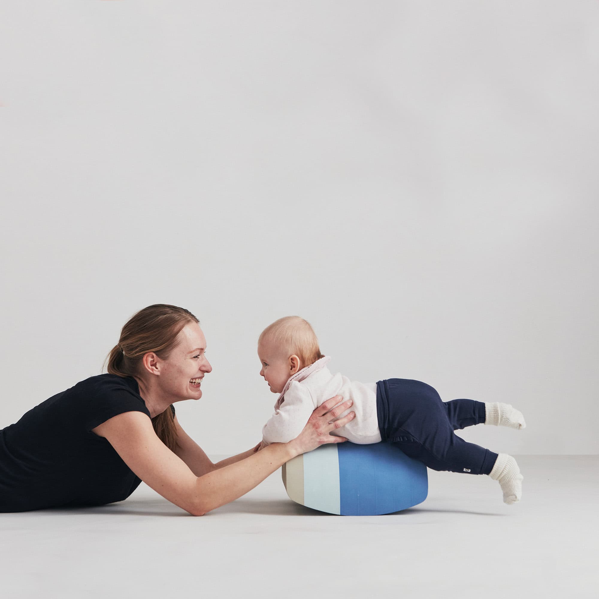 2x Friends Kinderhocker Blau