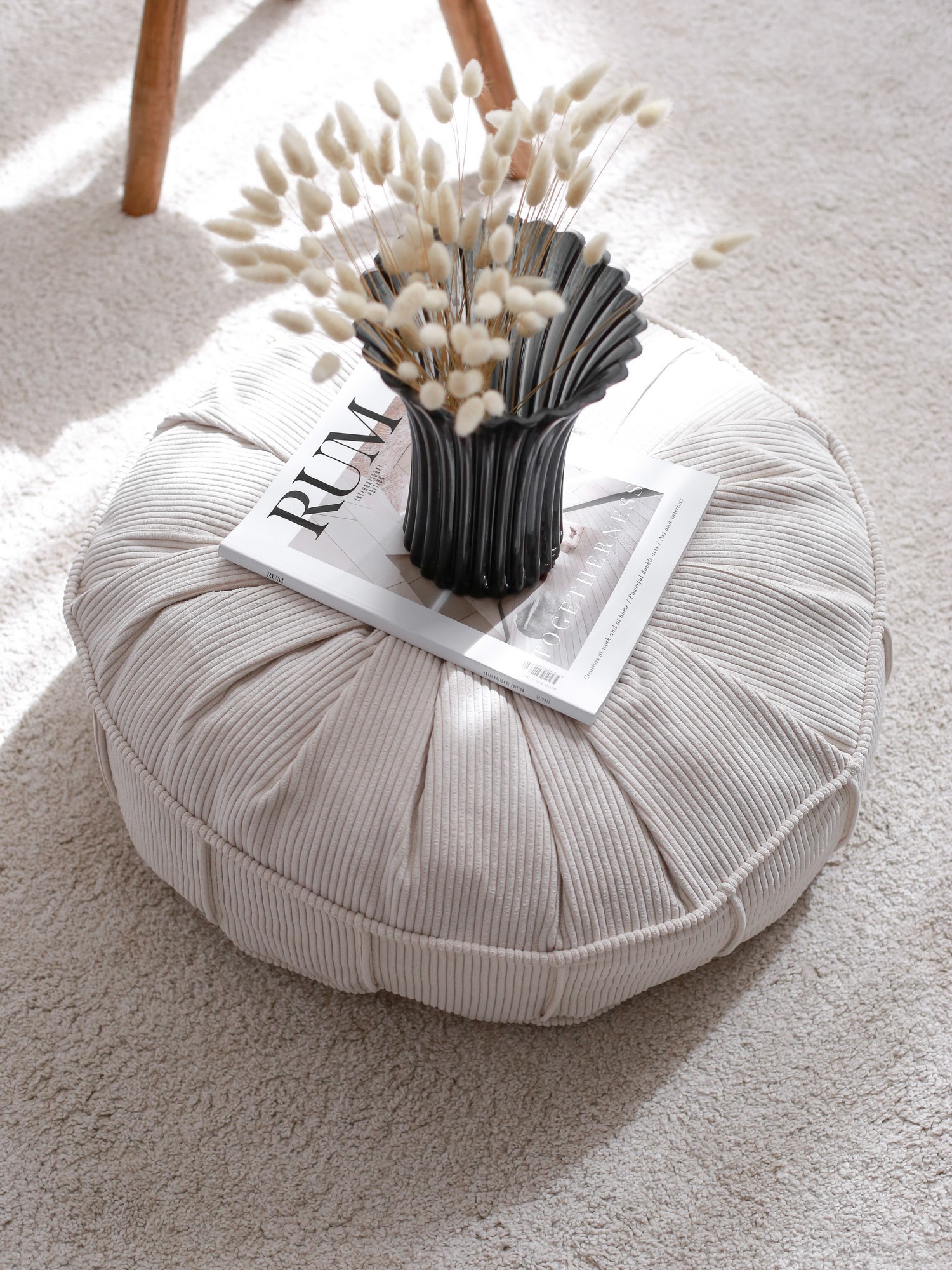 Teddy fabric cushion White