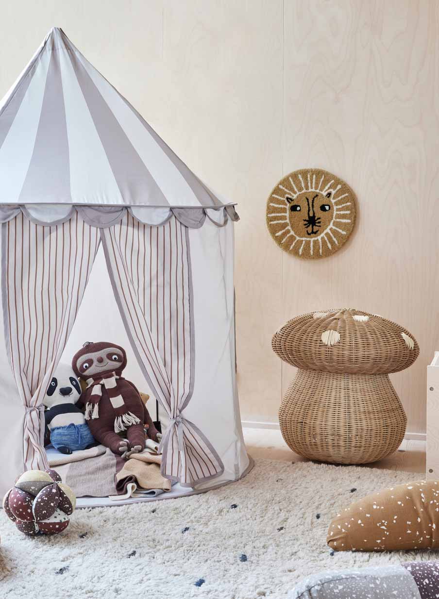 Löwen-Miniatur-Wandbehang aus Wolle