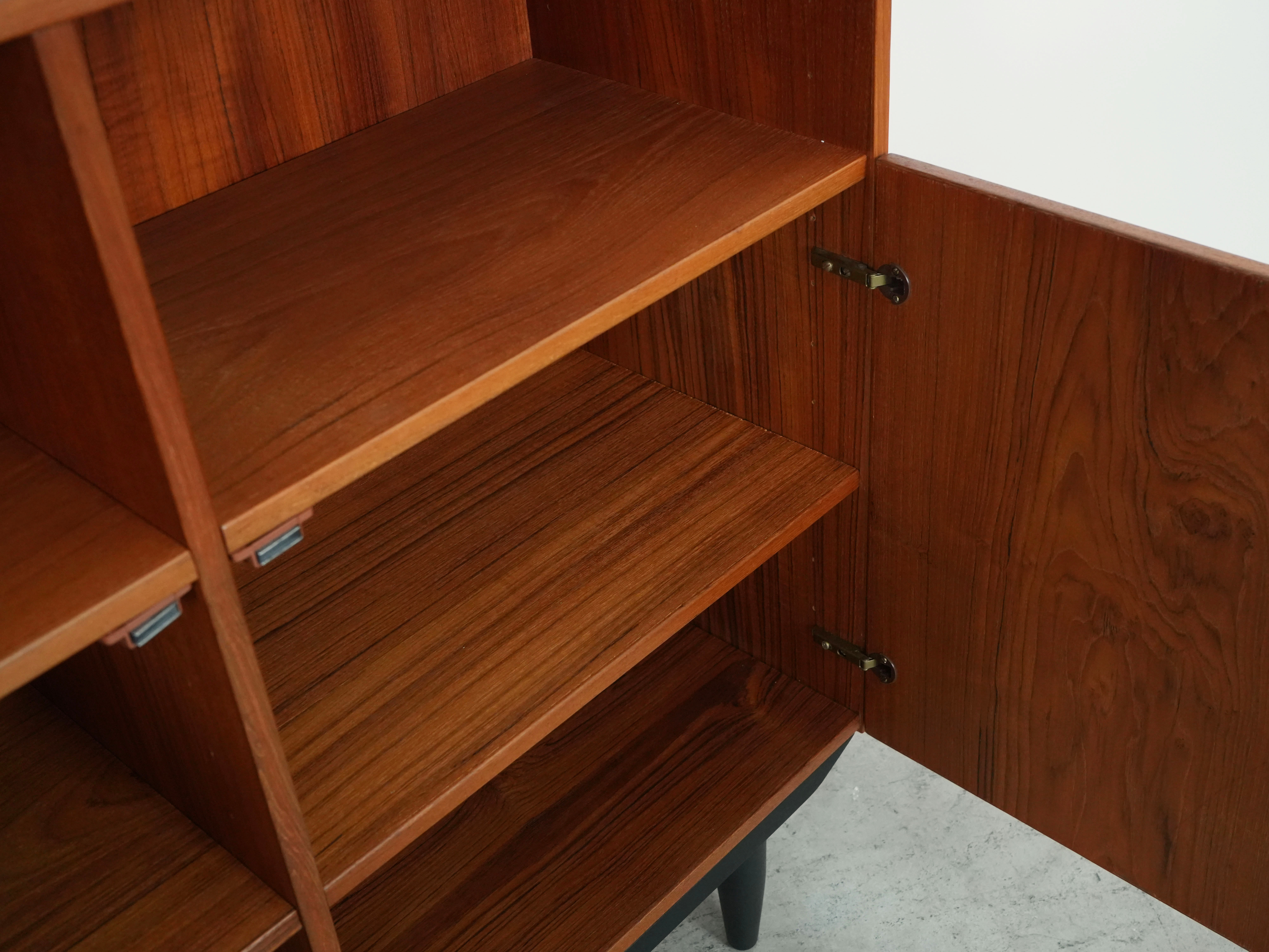 Schrank Teakholz 1970er Jahre