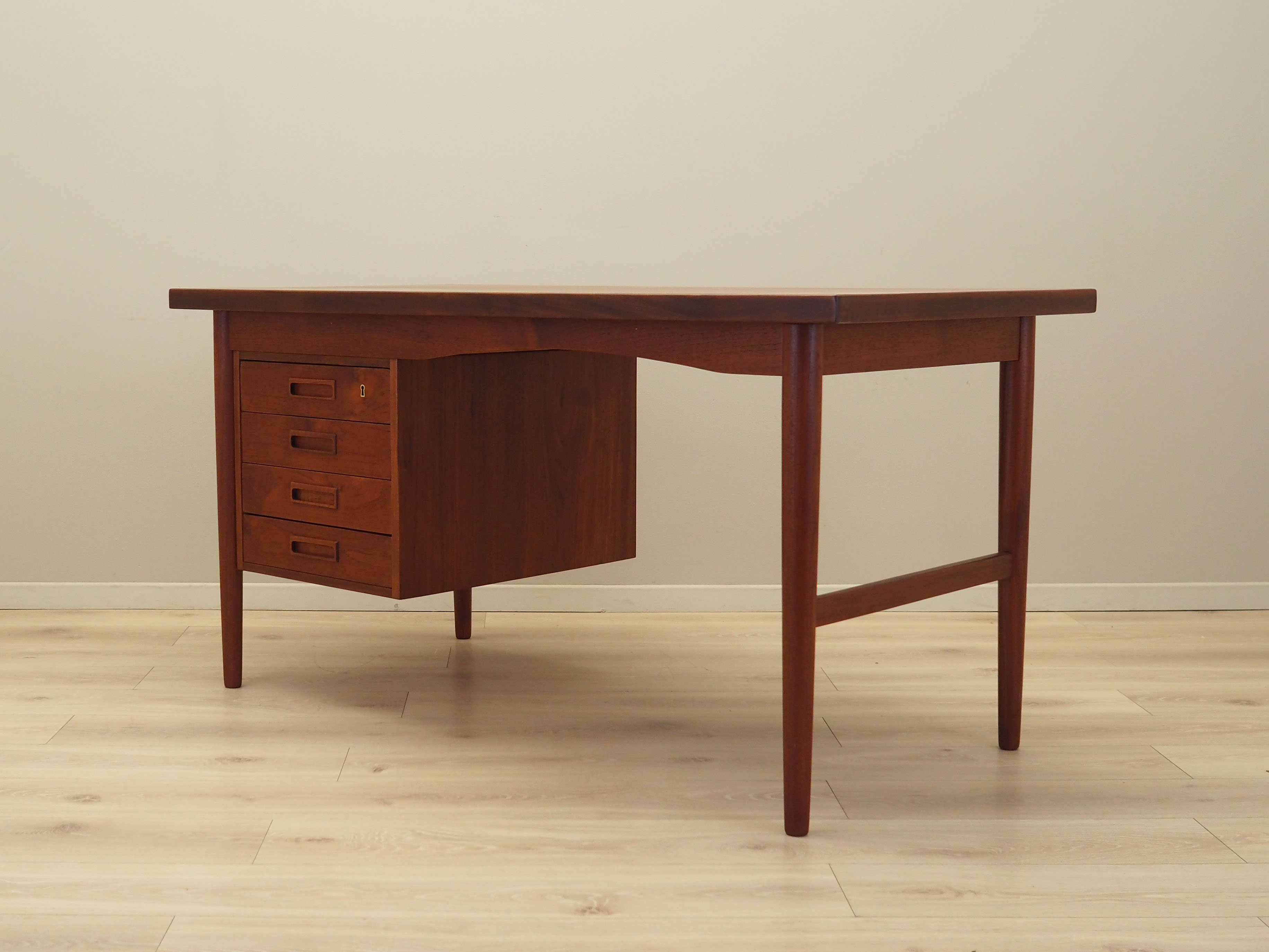 Schreibtisch Teakholz 1970er Jahre