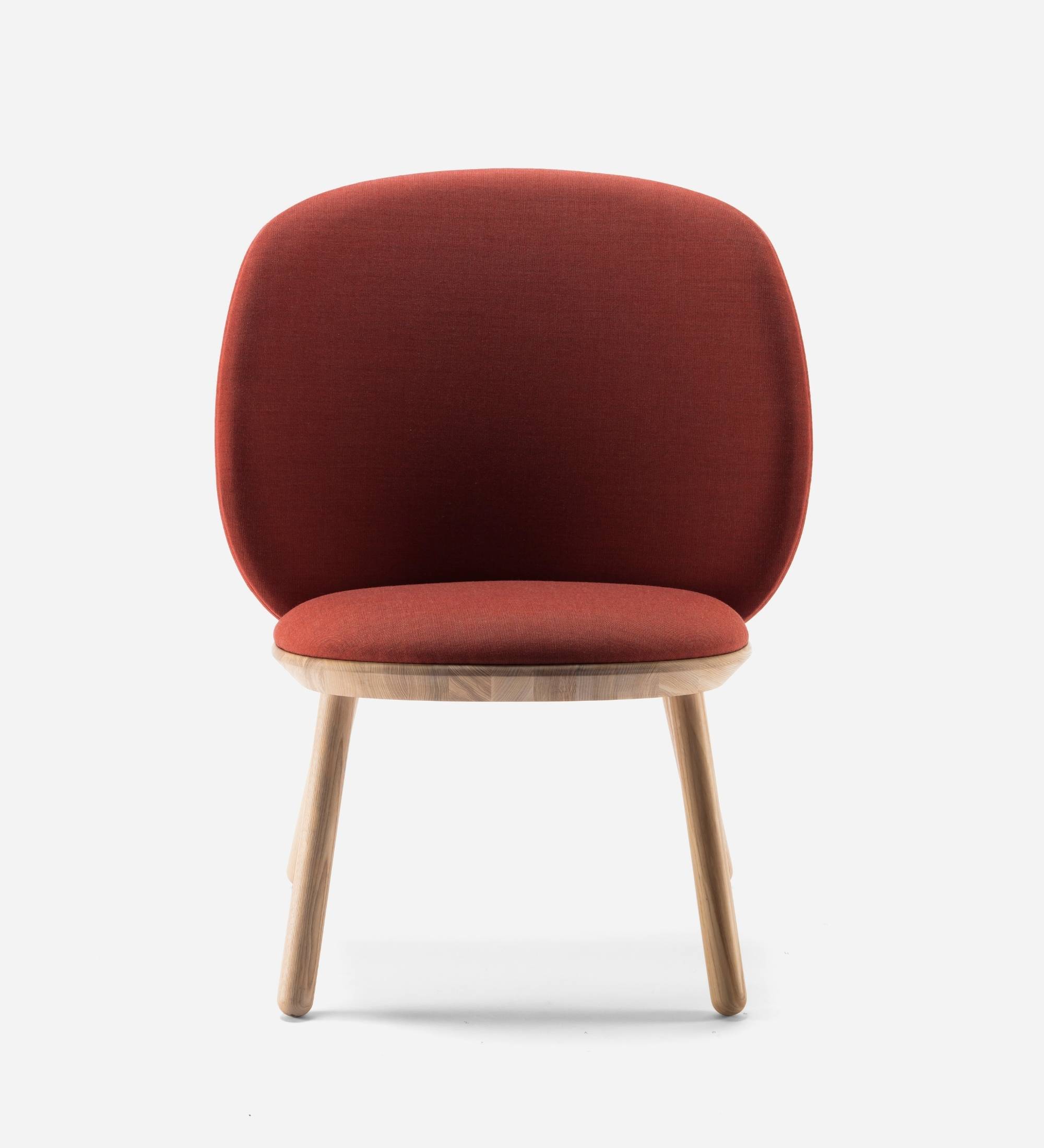 Naïve Lounge Chair Ash Wood Fabric Cognac