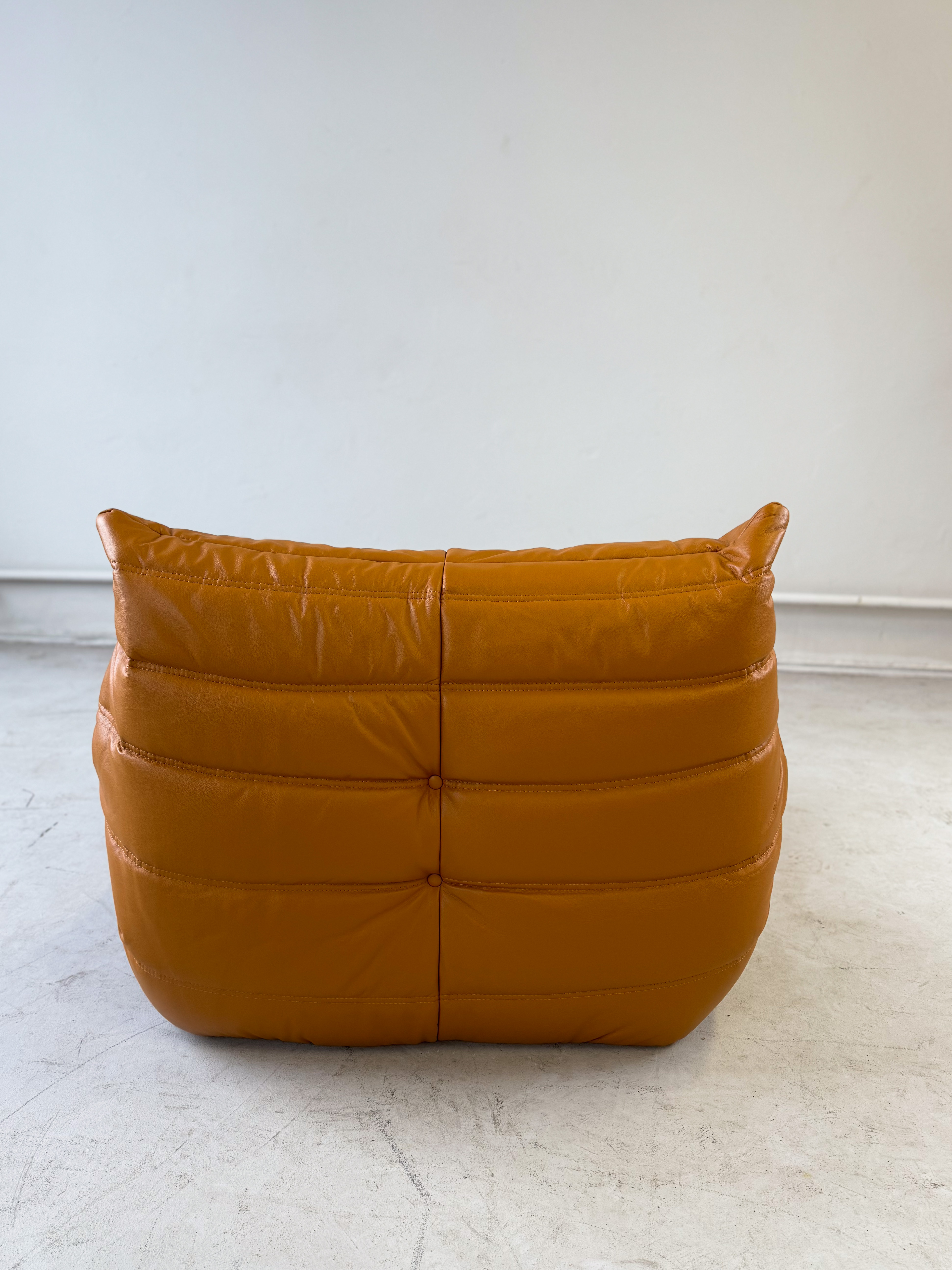 Togo Armchair High-gloss Leather Cognac Light