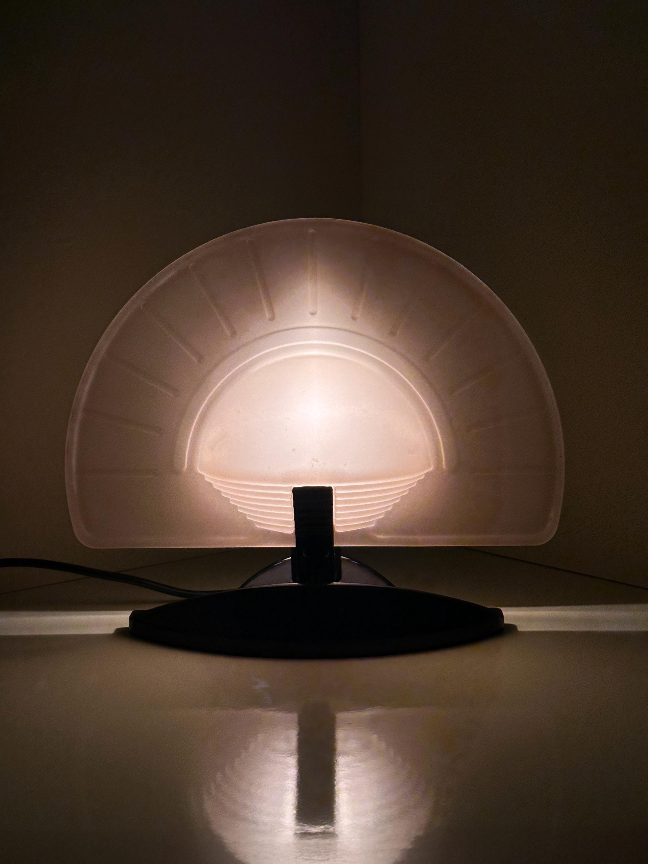 Lampada da tavolo vintage Art Déco in vetro anni '80