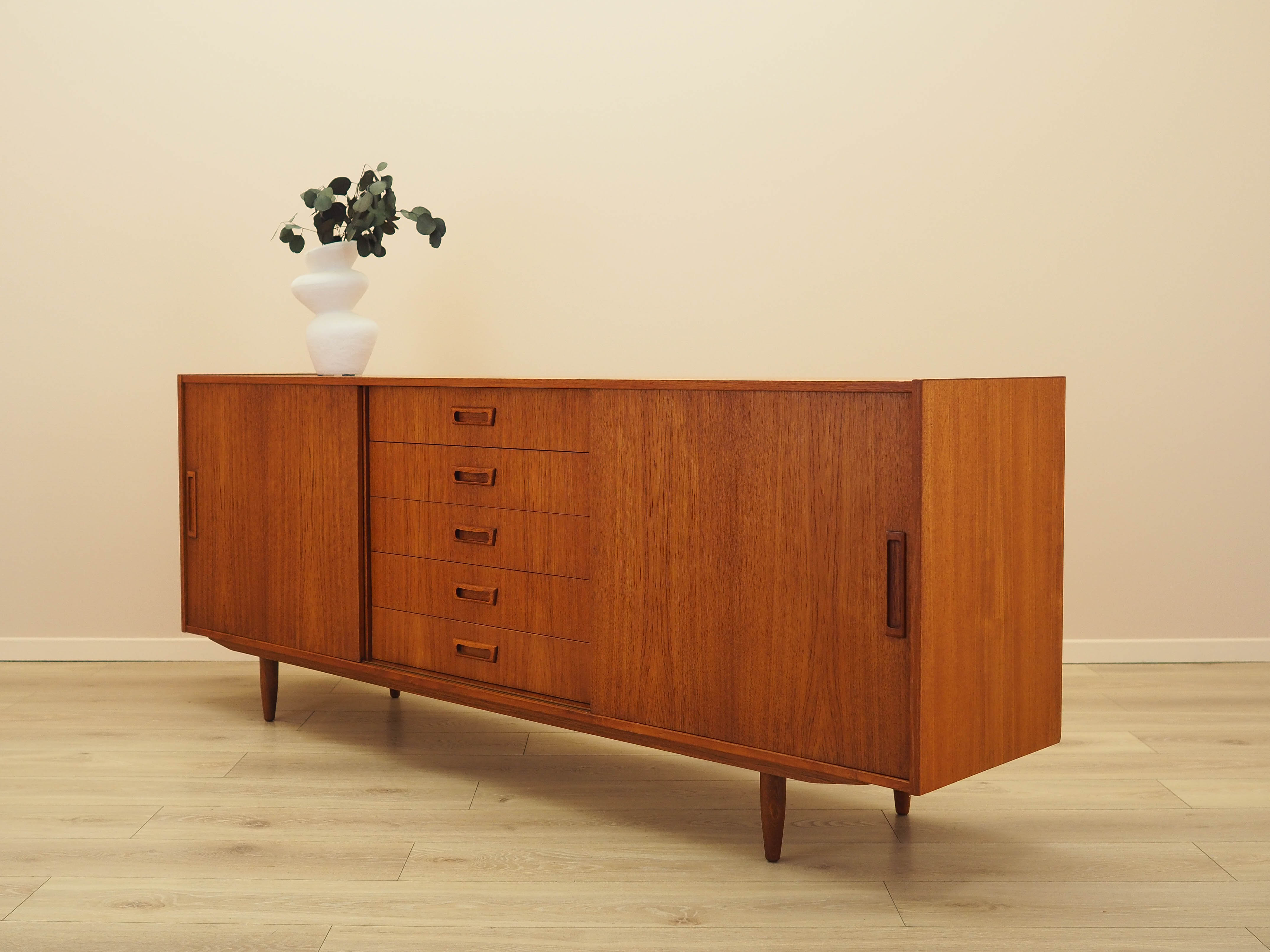 Teak-Sideboard Braun