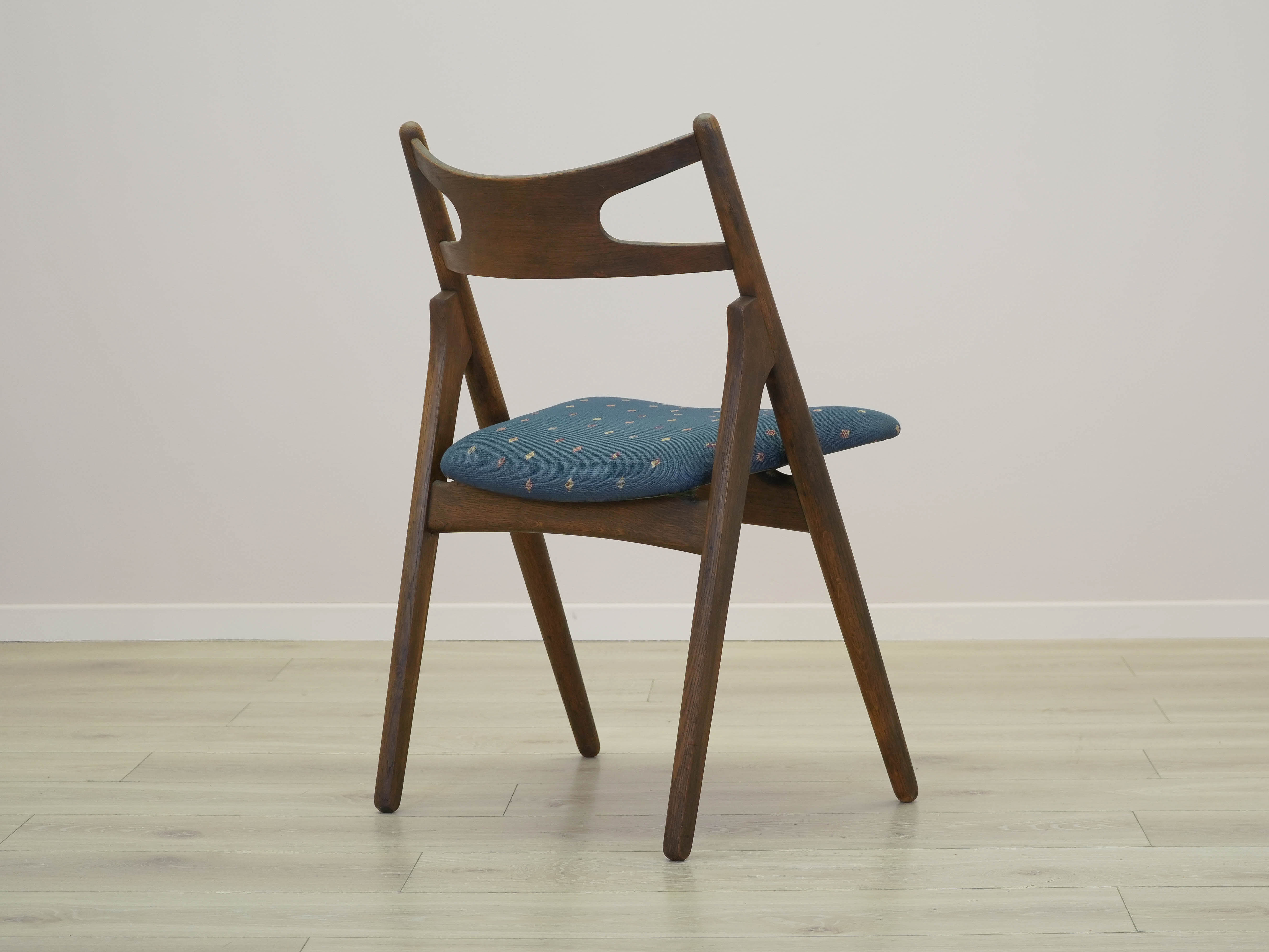 Set of 4 chairs made of oak 1960s Designer: Hans J. Wegner