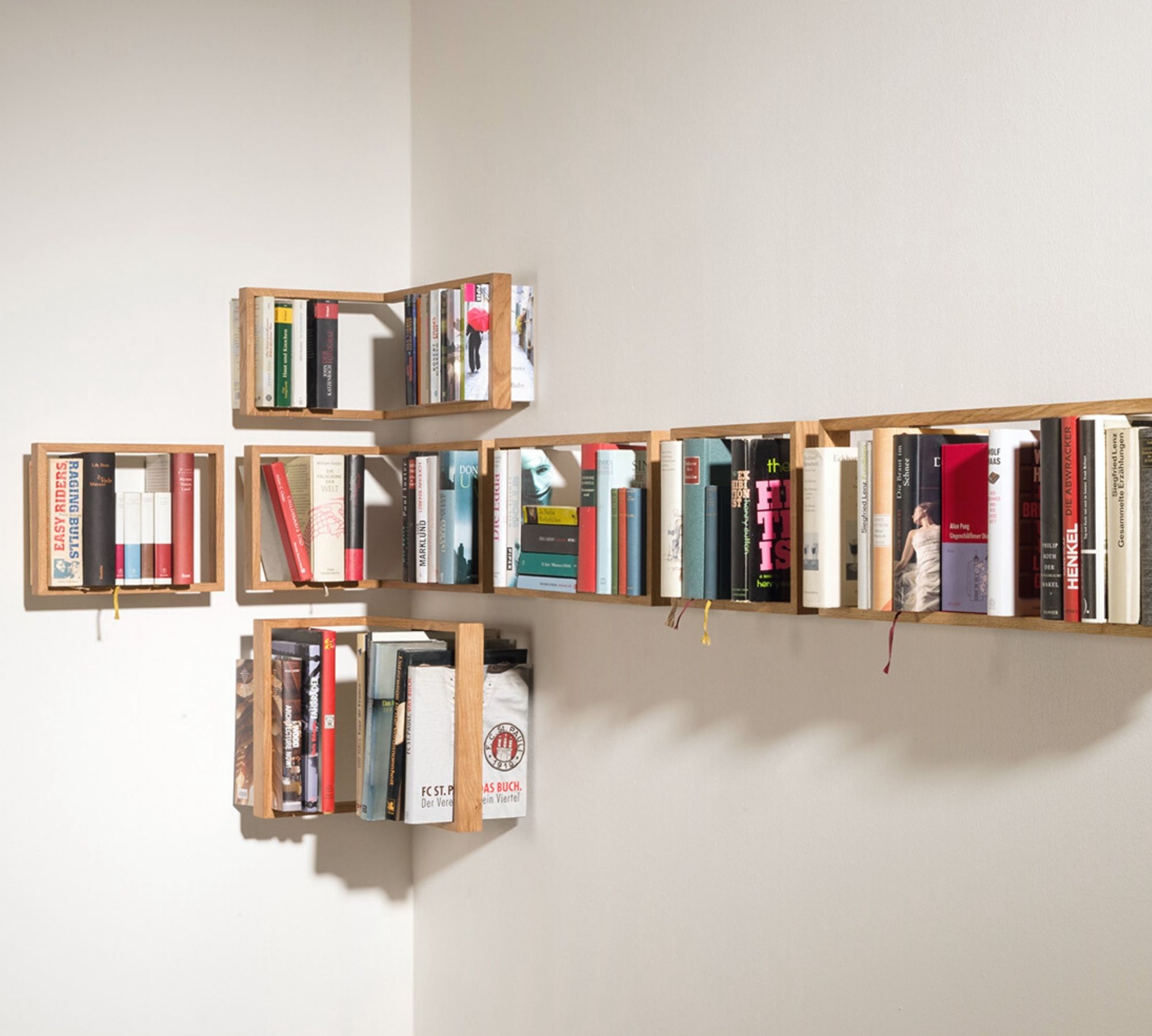Bücherregal b6 mit Eichenrahmen Maßabweichung