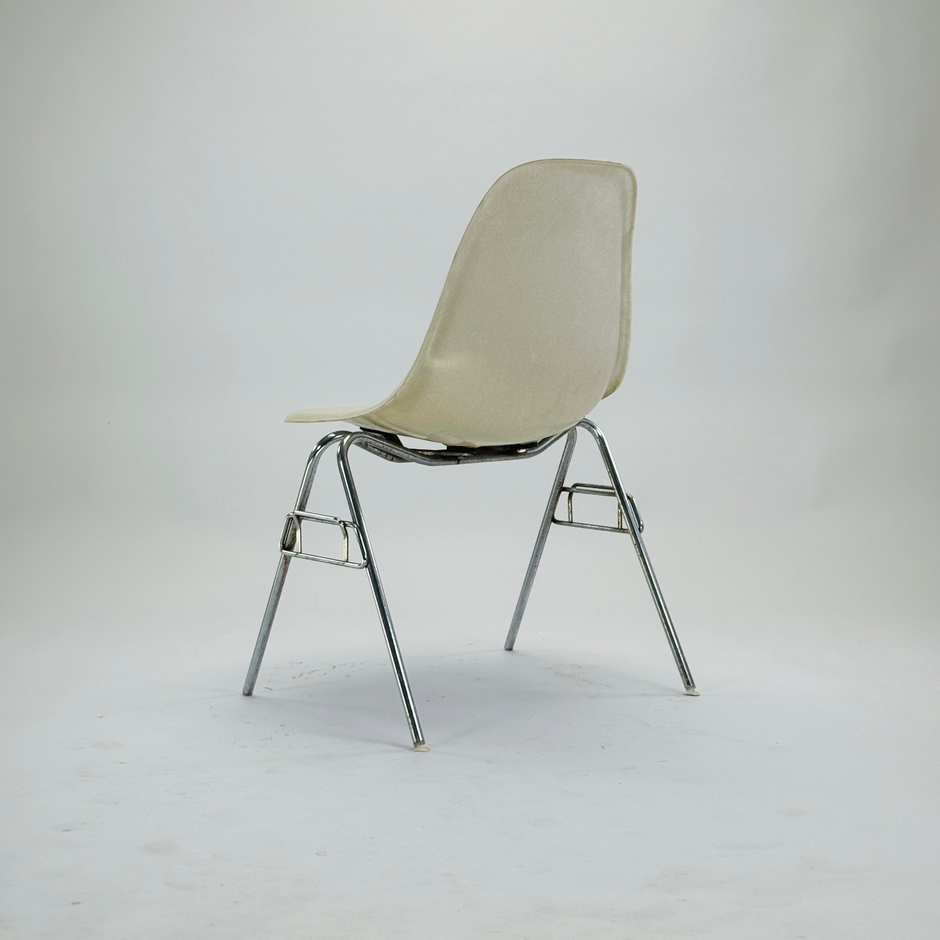 Eames DSS Side Chair Fiberglas Creme