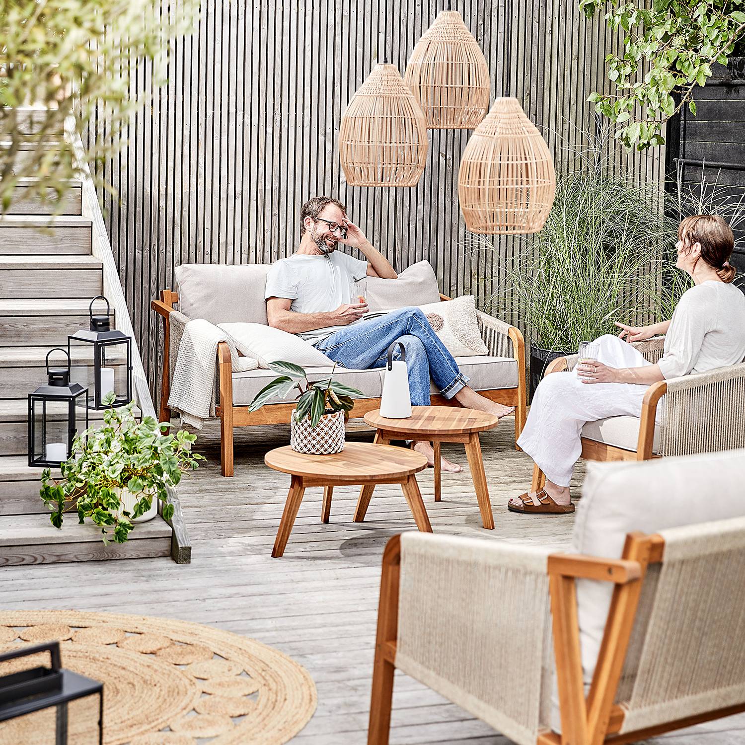 ROPE ISLAND Beistelltisch Akazienholz