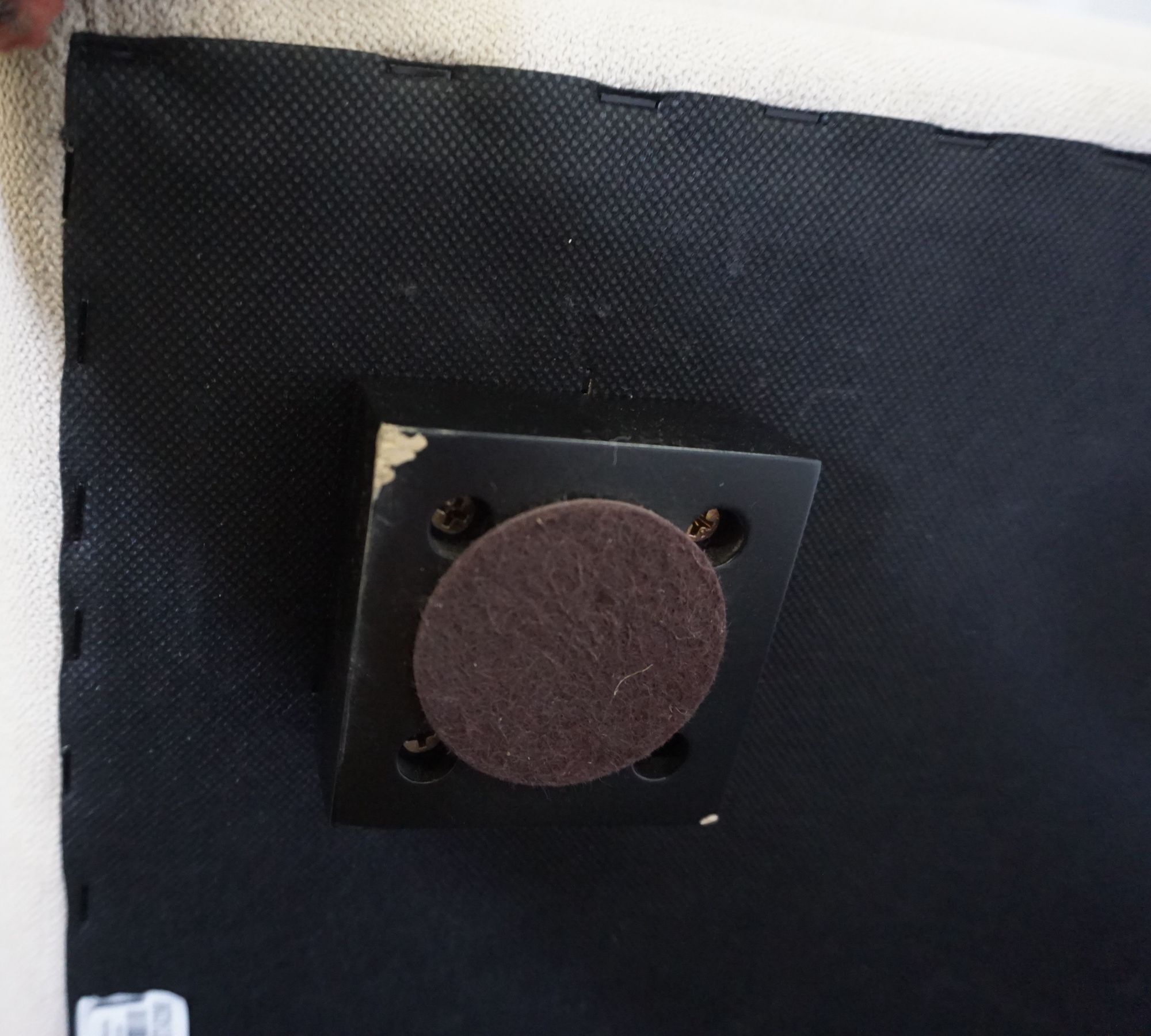 Leonora Hocker Form Cream