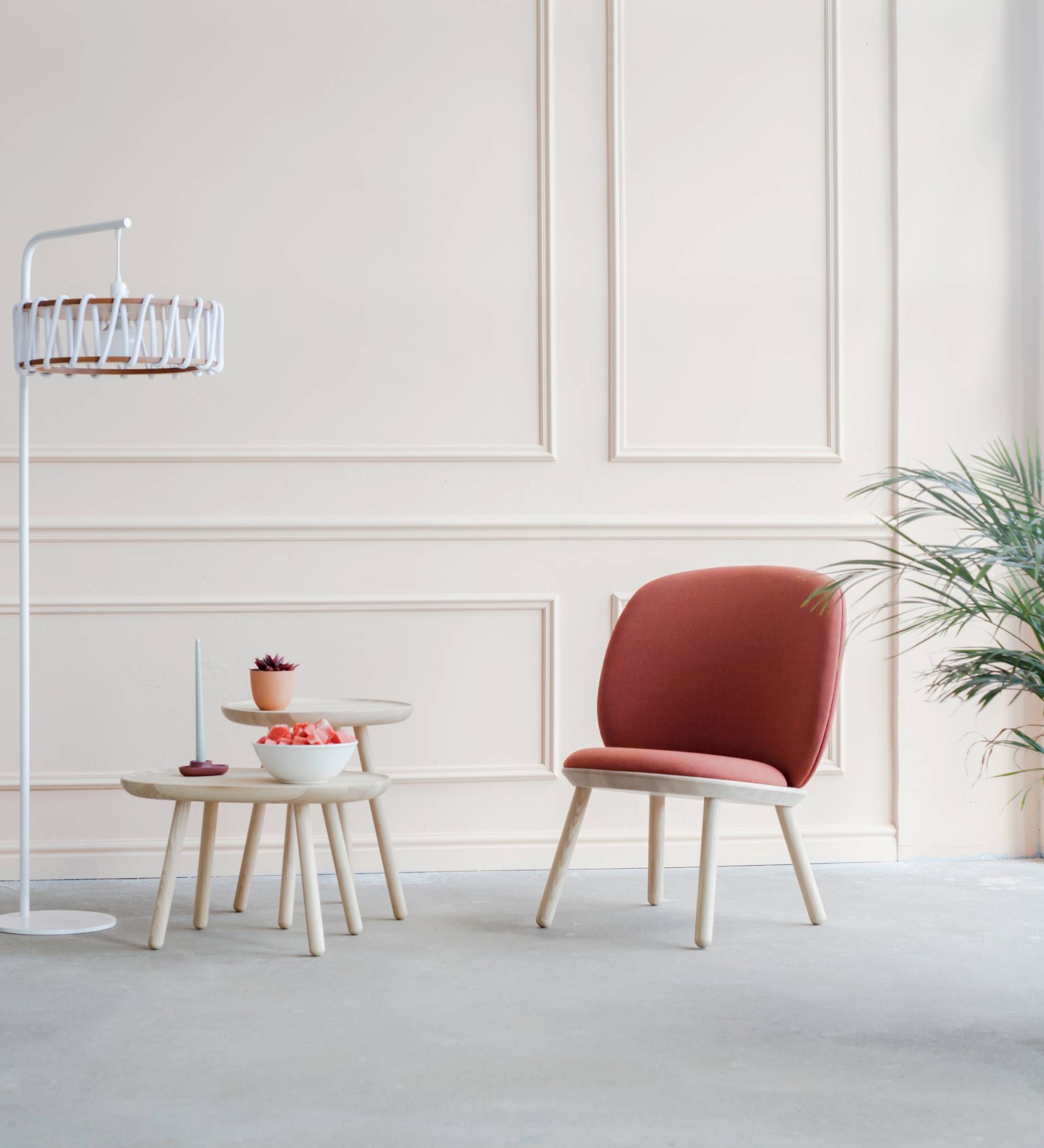 Naïve Loungestuhl Eschenholz Stoff Cognac