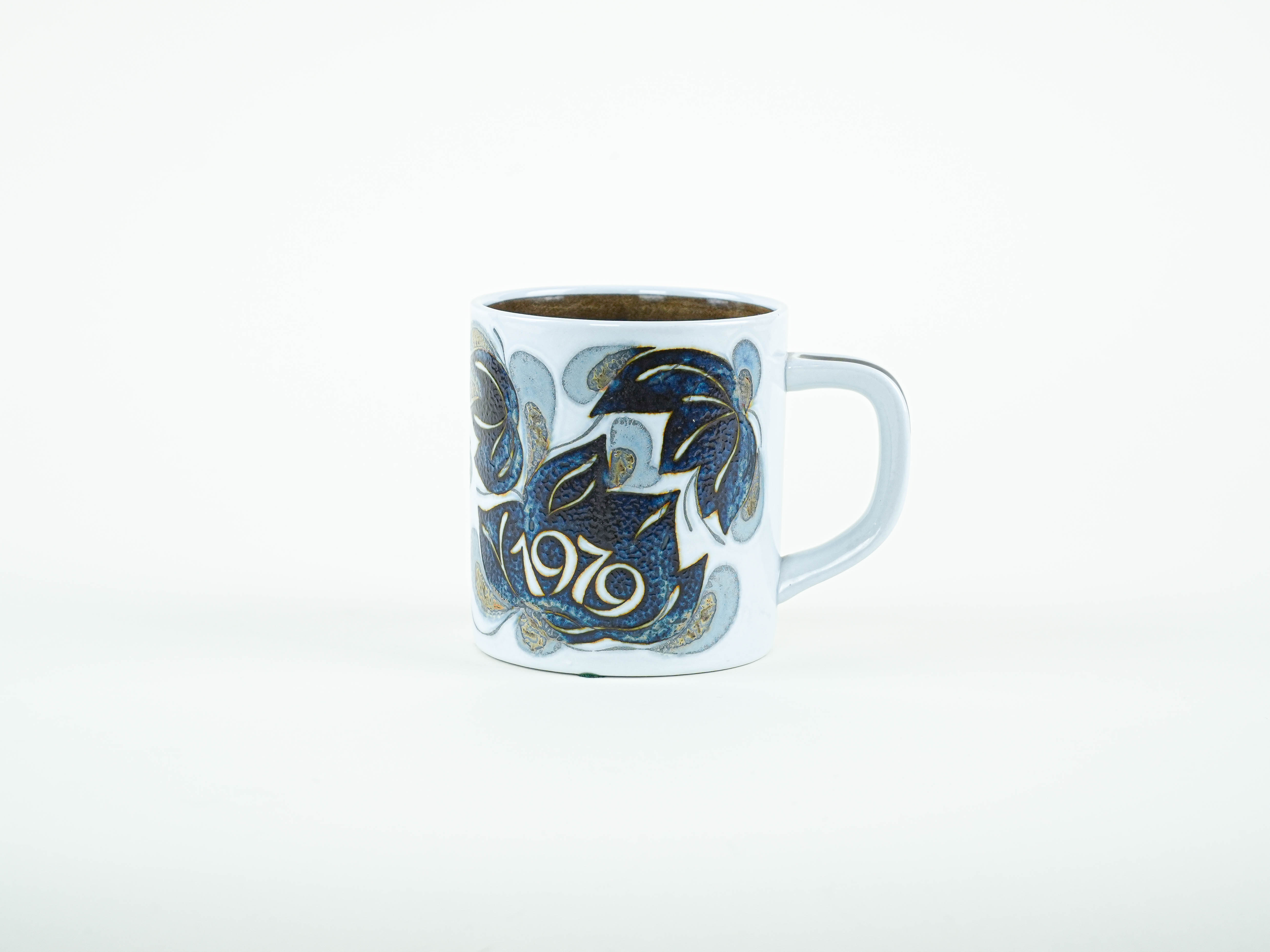 Porcelain cup 1970s Ivan Weiss