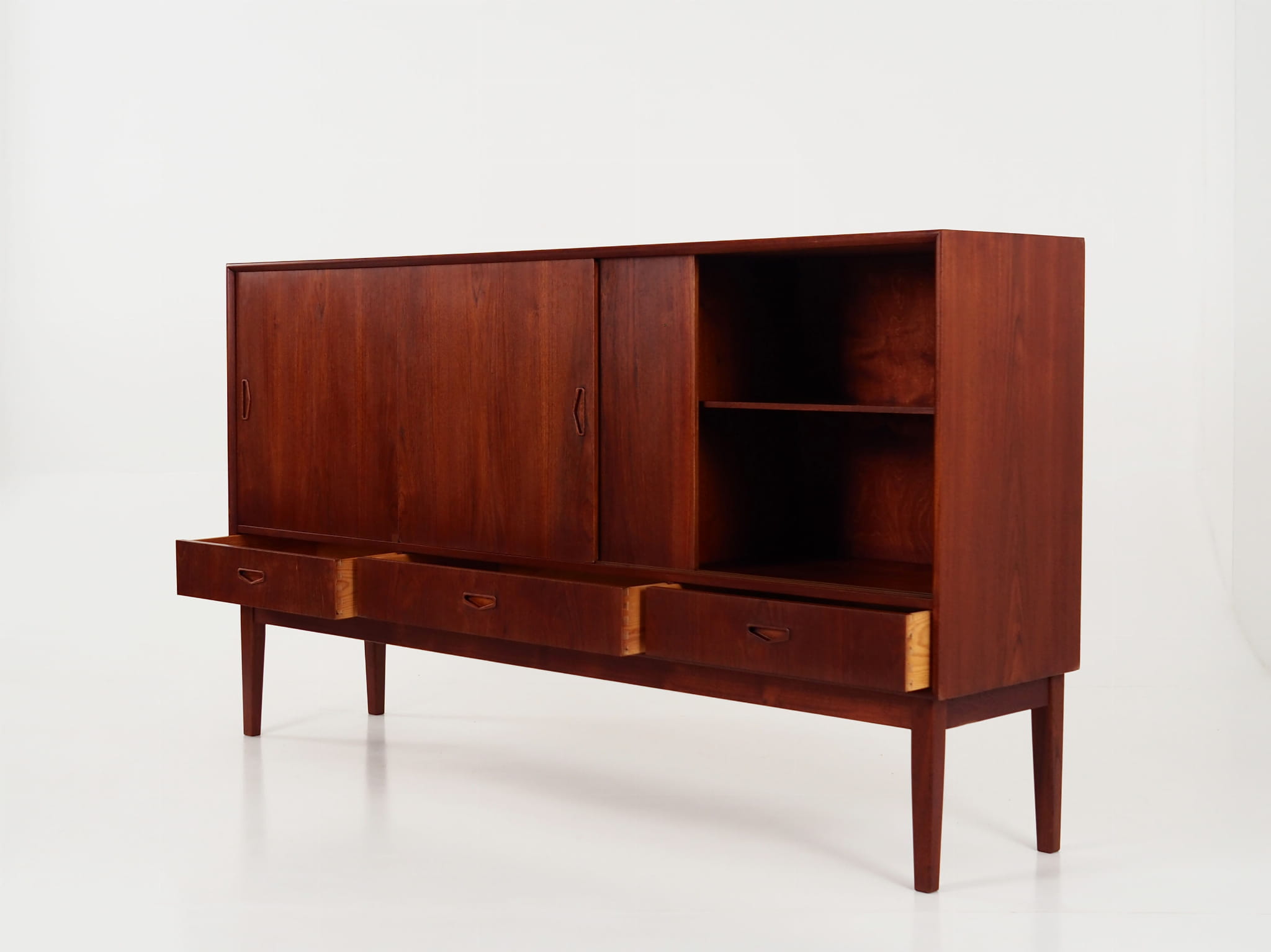 Highboard Teakholz Braun 1970er Jahre