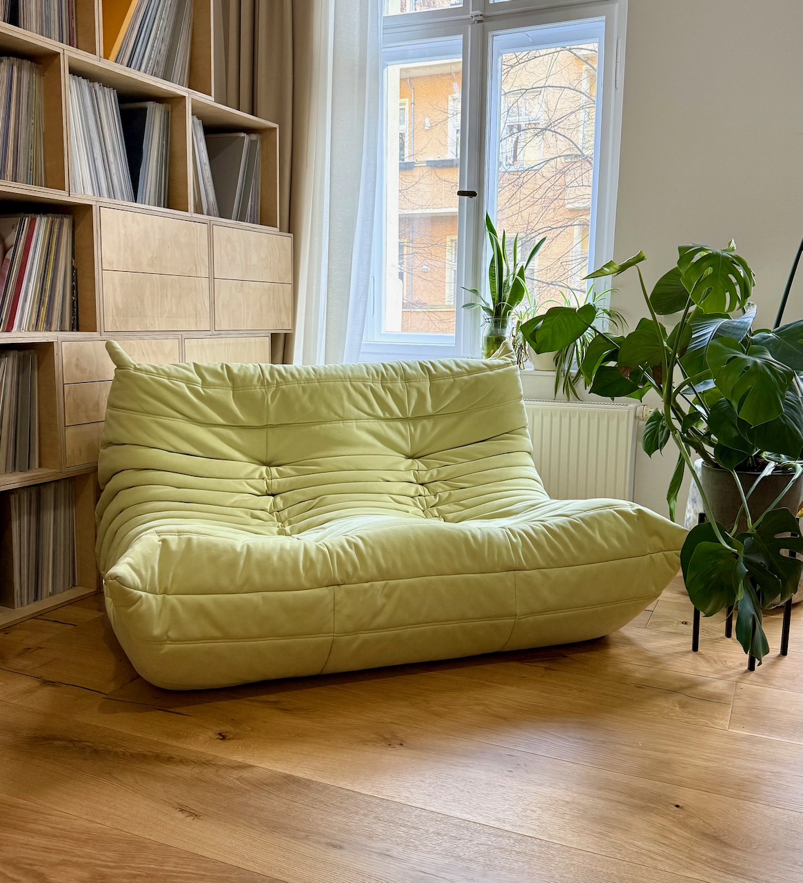 Togo Sofa 2-seater Alcantara Mint Green