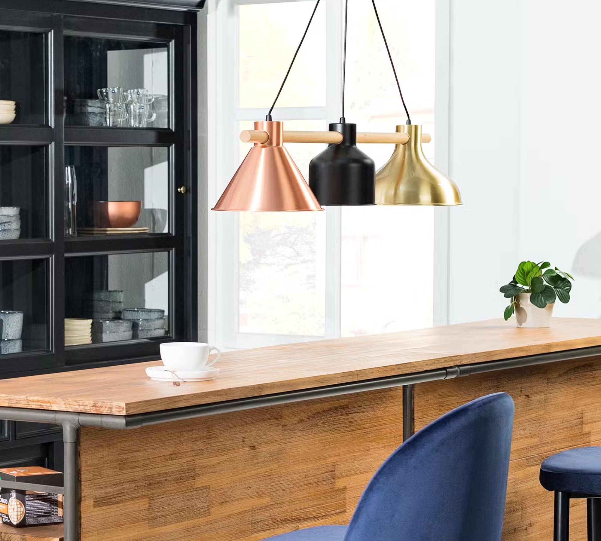 Pendant lamp Lavaca iron / solid beech 3-bulb