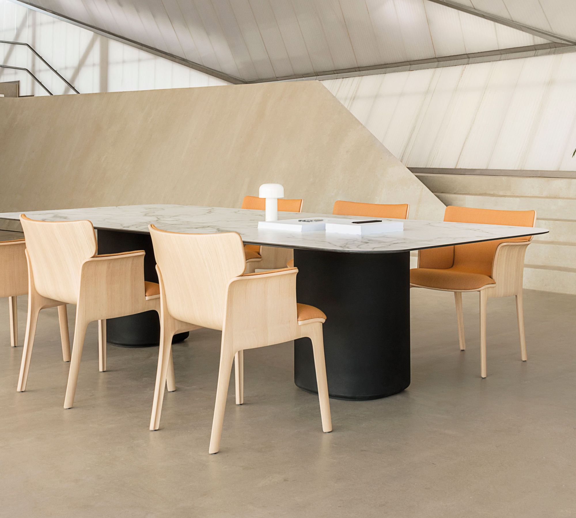 Adela Rex SO1410 Armlehnstuhl Eichenholz Gepolstert